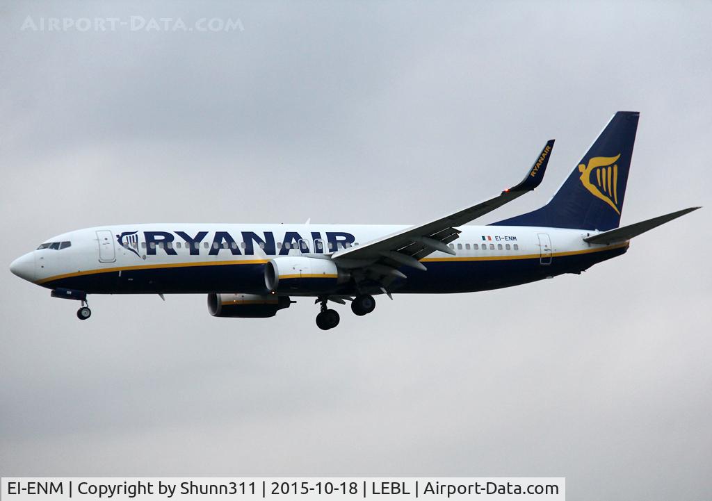 EI-ENM, 2010 Boeing 737-8AS C/N 35038, Landing rwy 25R