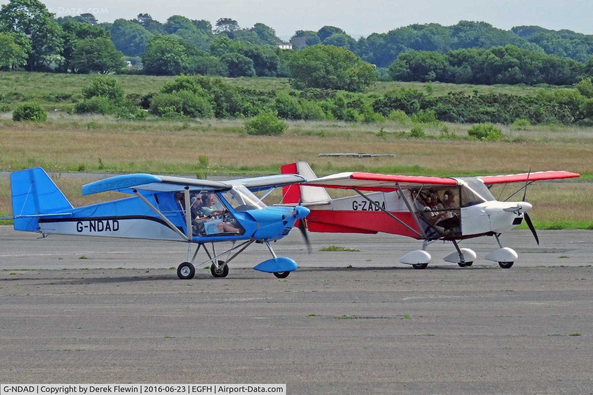 G-NDAD, 2011 Medway Clipper-100 C/N 80910, Visitors G-NDAD and G-ZADA, Middle Stoke, Isle Of Grain Kent based, seen parking up following landings on runway 28.
