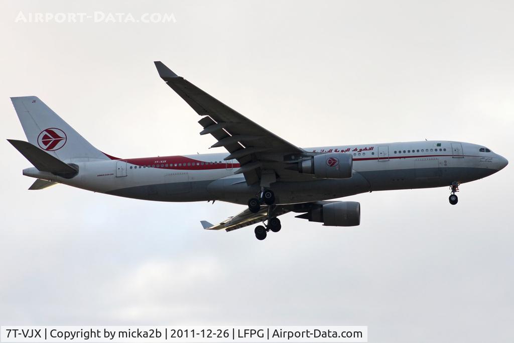 7T-VJX, 2005 Airbus A330-202 C/N 650, Landing
