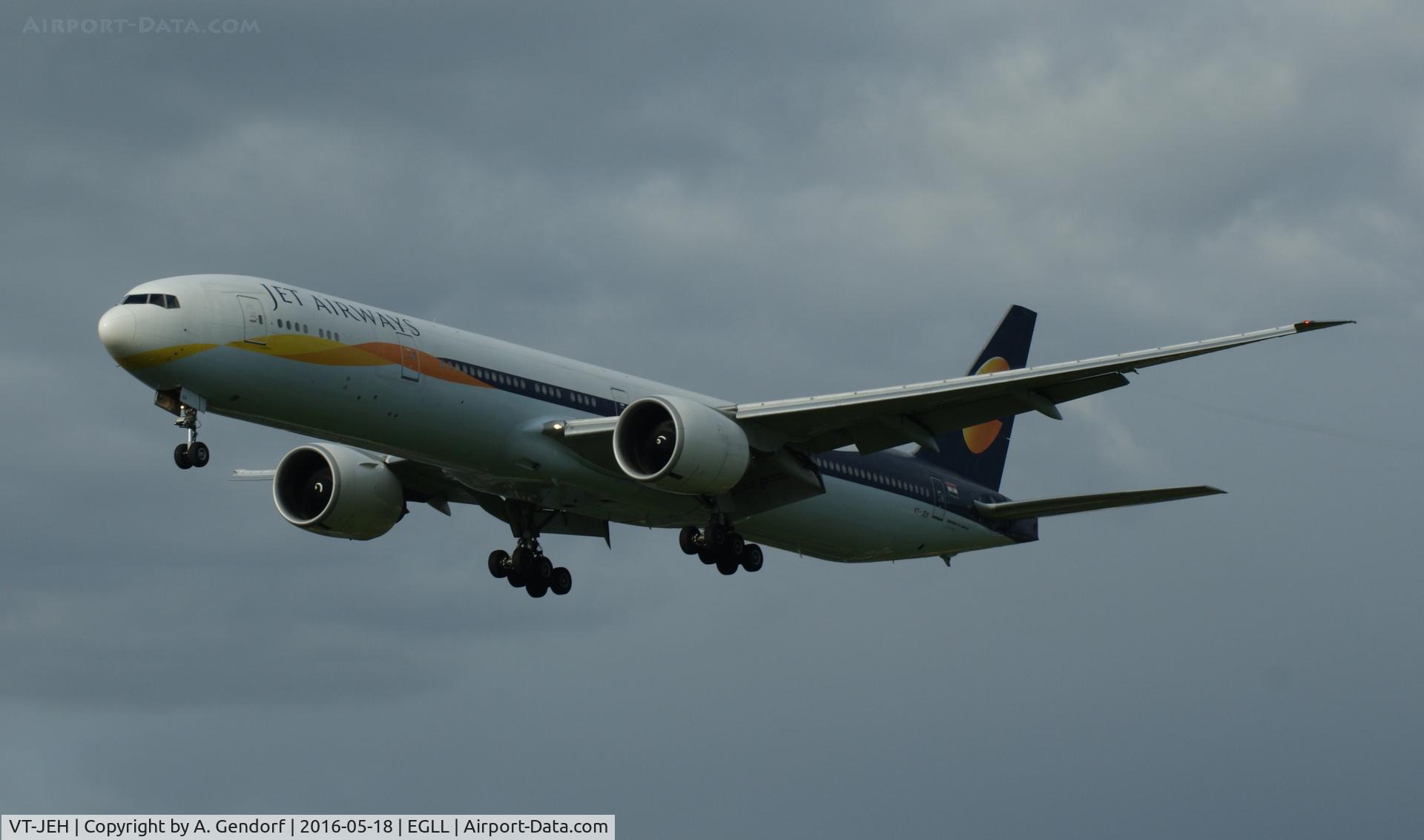 VT-JEH, 2007 Boeing 777-35R/ER C/N 35166, Jet Airways, is here approaching RWY 27L at London Heathrow(EGLL)