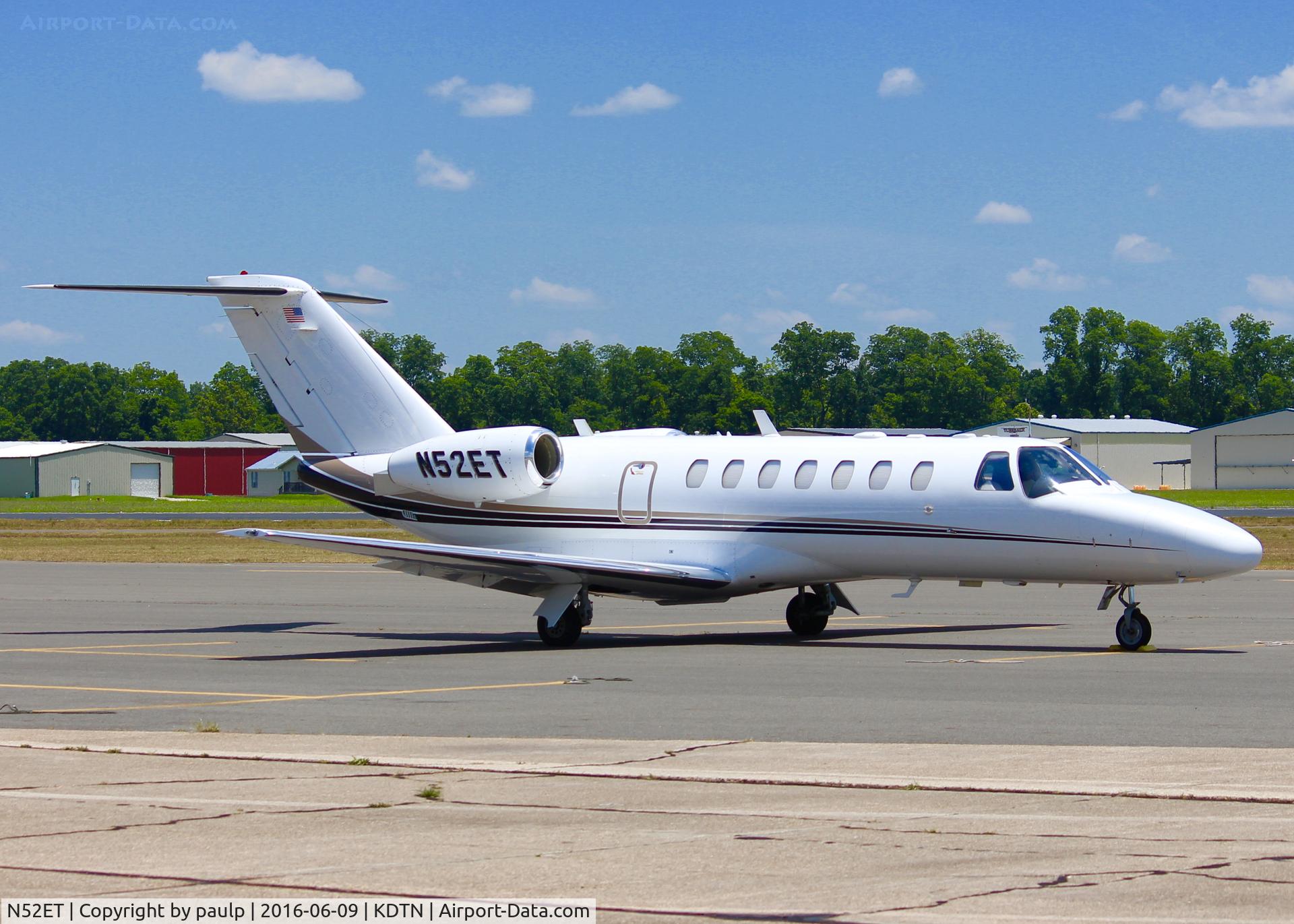 N52ET, 2005 Cessna 525B CitationJet CJ3 C/N 525B0018, At Downtown Shreveport.