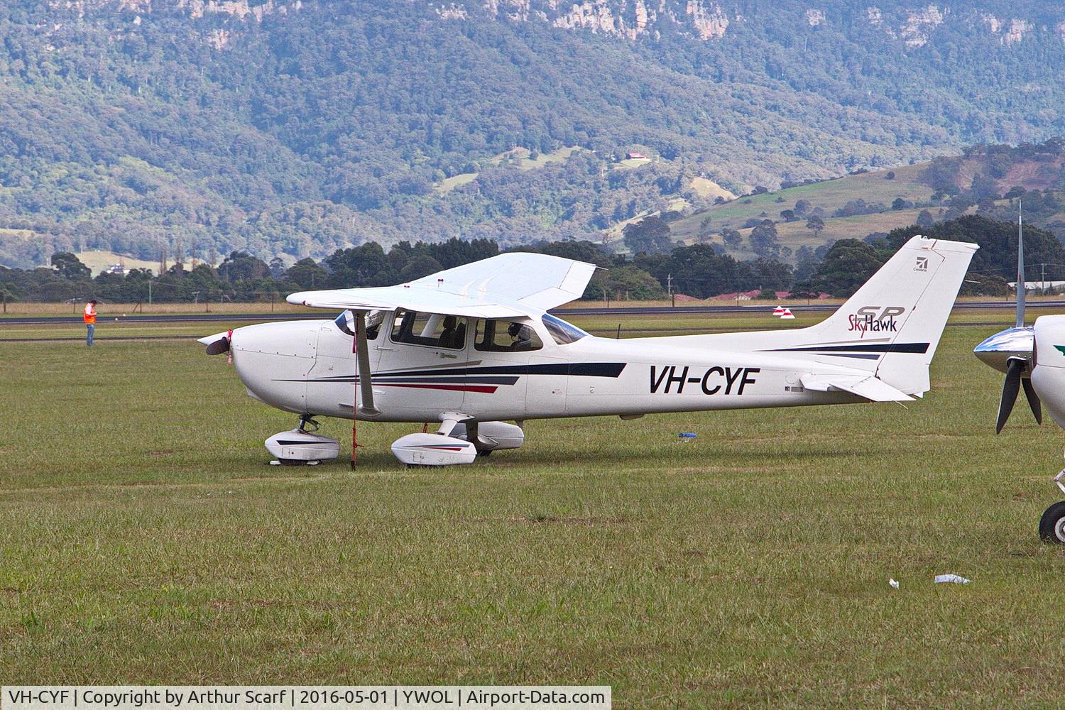 VH-CYF, 2001 Cessna 172S C/N 172S8902, VH-CYF Wings over Illawarra 2016
