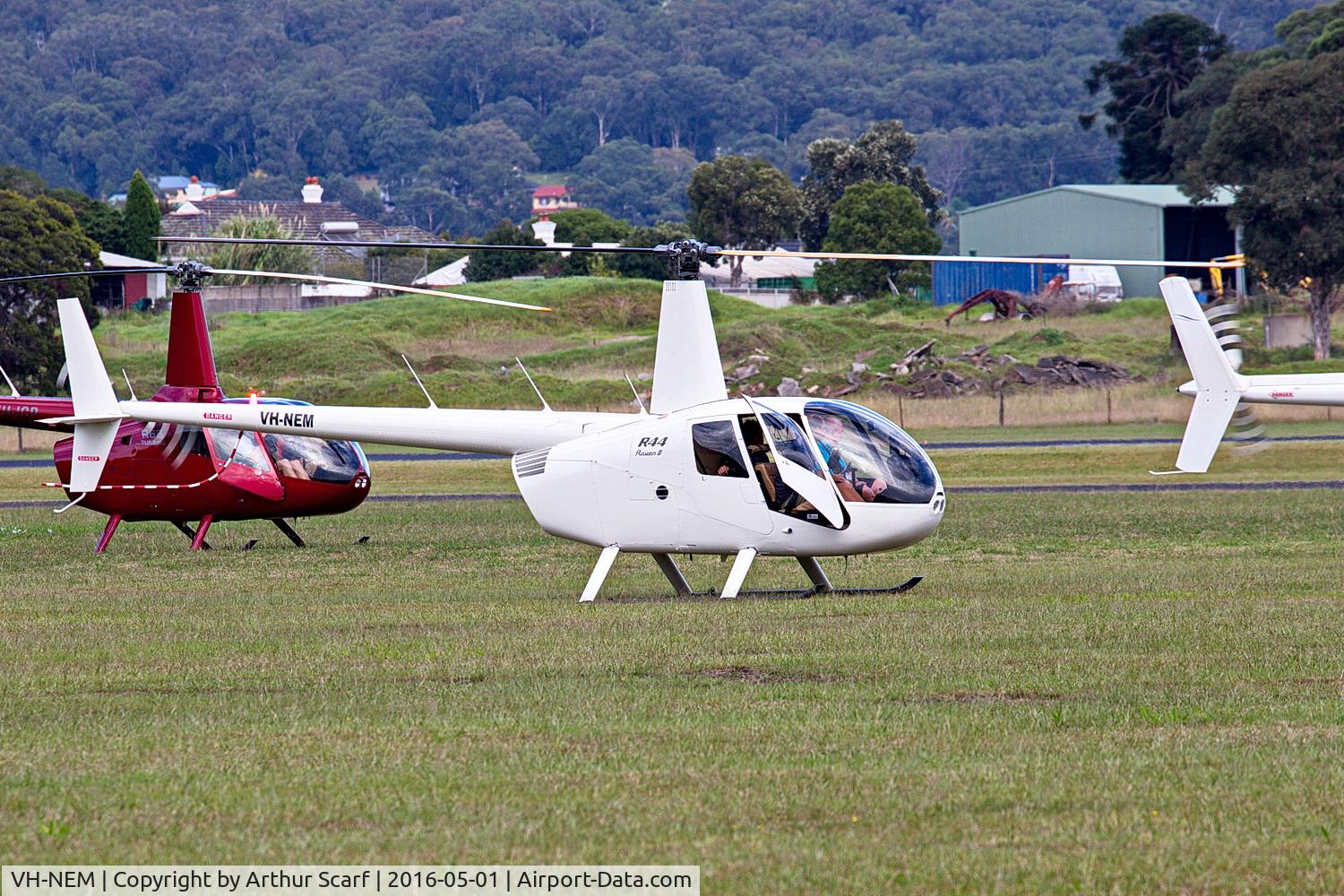VH-NEM, 2011 Robinson R44 II C/N 13099, VH-NEM Wings over Illawarra 2016