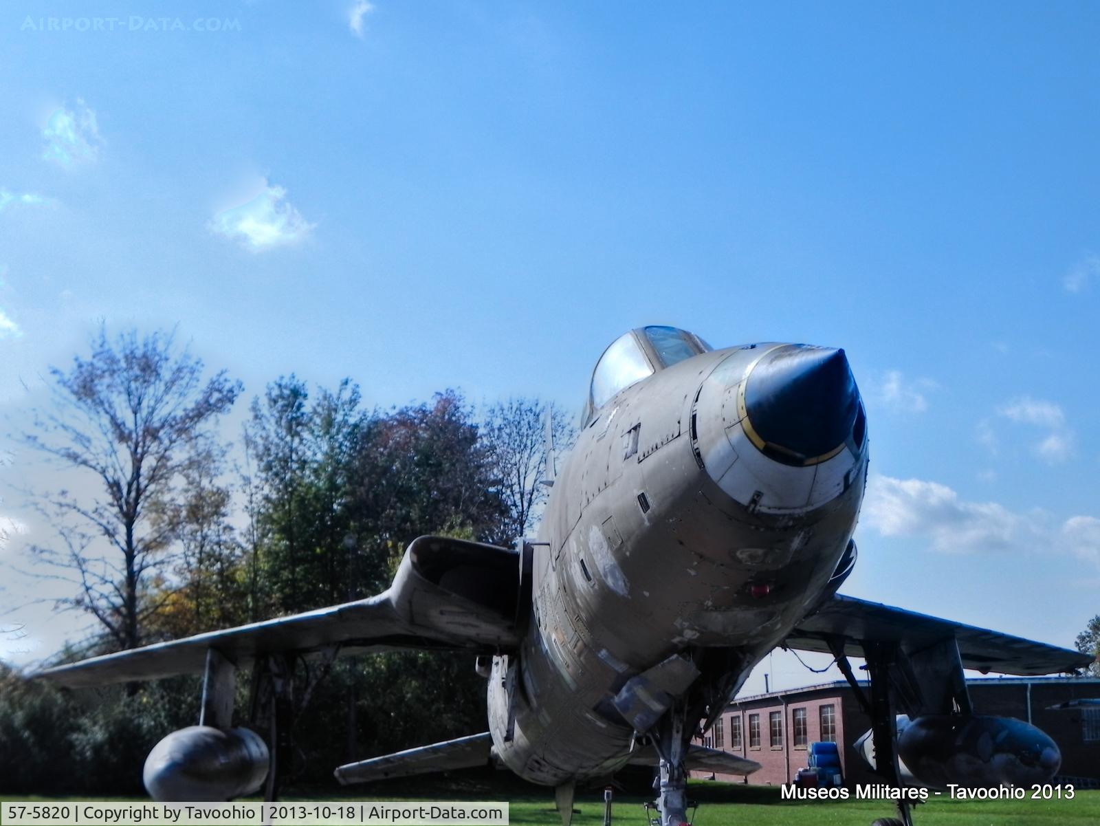 57-5820, Republic F-105B Thunderchief C/N B57, Republic F-105B Thunderchief