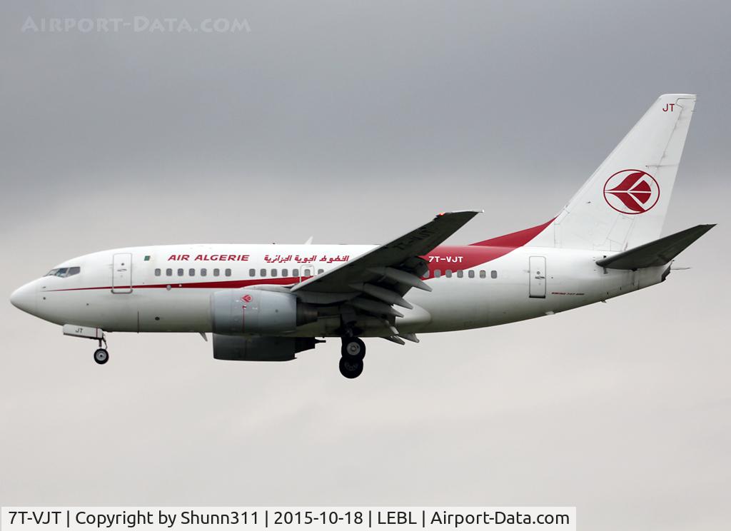 7T-VJT, 2002 Boeing 737-6D6 C/N 30546, Landing rwy 25R