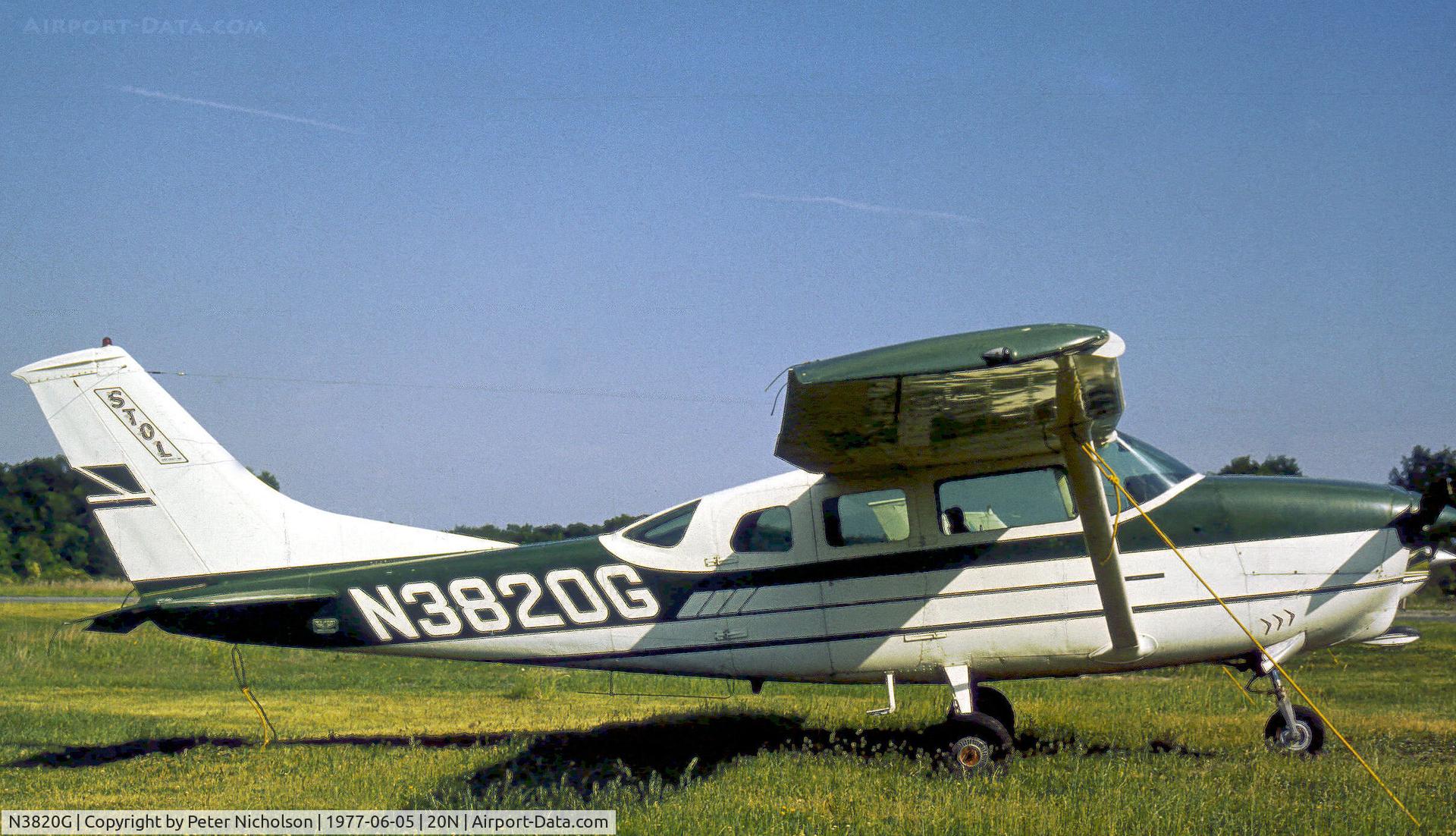 N3820G, 1967 Cessna U206B Super Skywagon C/N U206-0820, This Cessna U206G Super Skywagon was at Kingston-Ulster Airport, New York State in the summer of 1977.