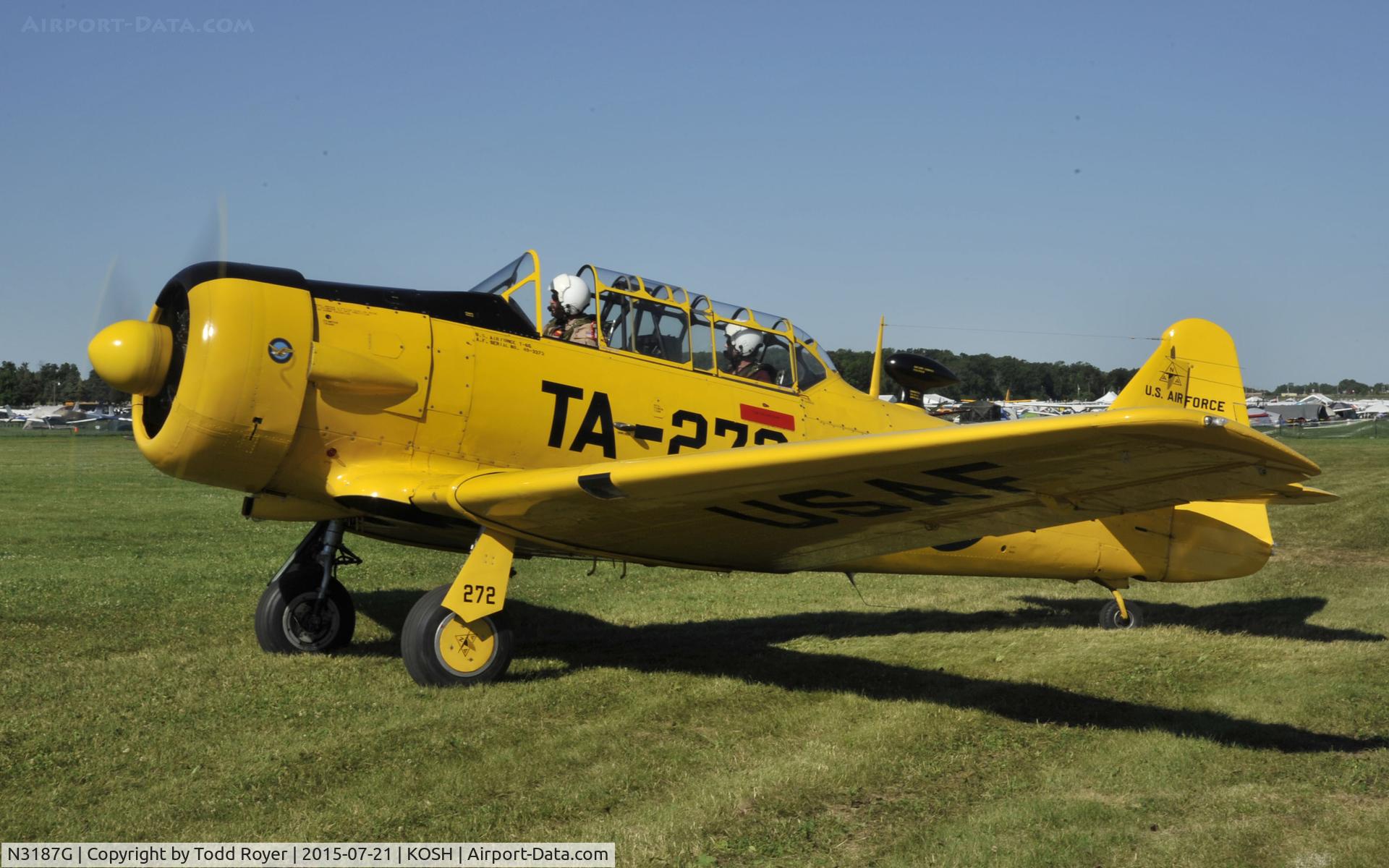 N3187G, North American SNJ-5 Texan C/N 52022, Airventure 2015
