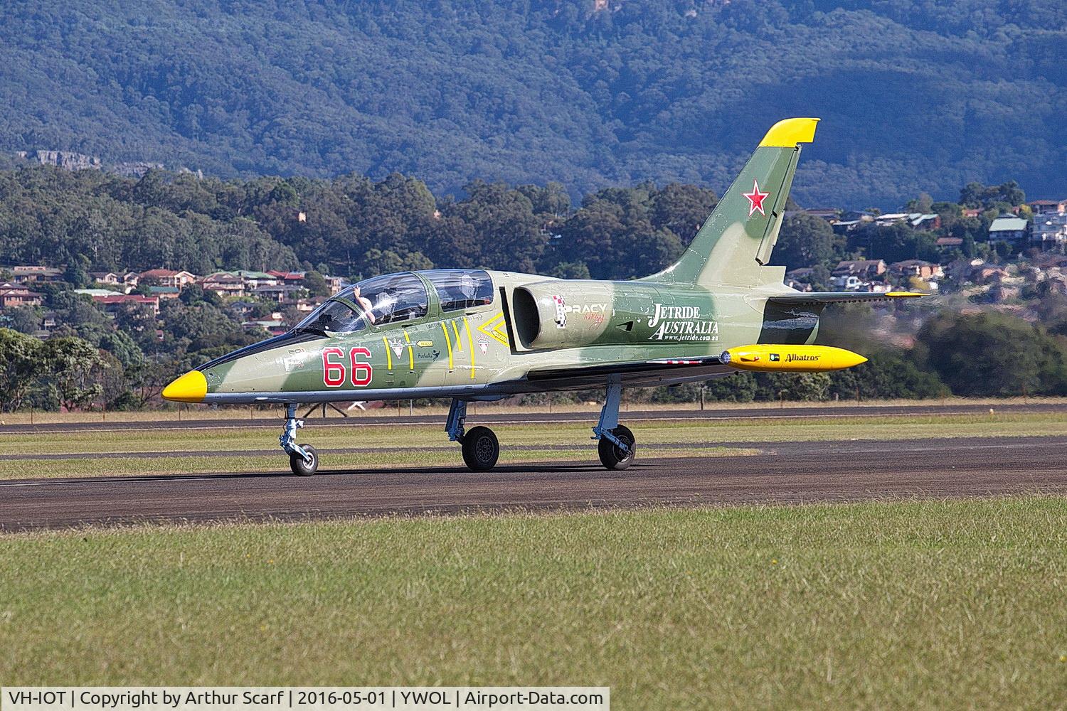 VH-IOT, 1983 Aero L-39C Albatros C/N 332516, VH-IOT Wings over Illawarra 2016