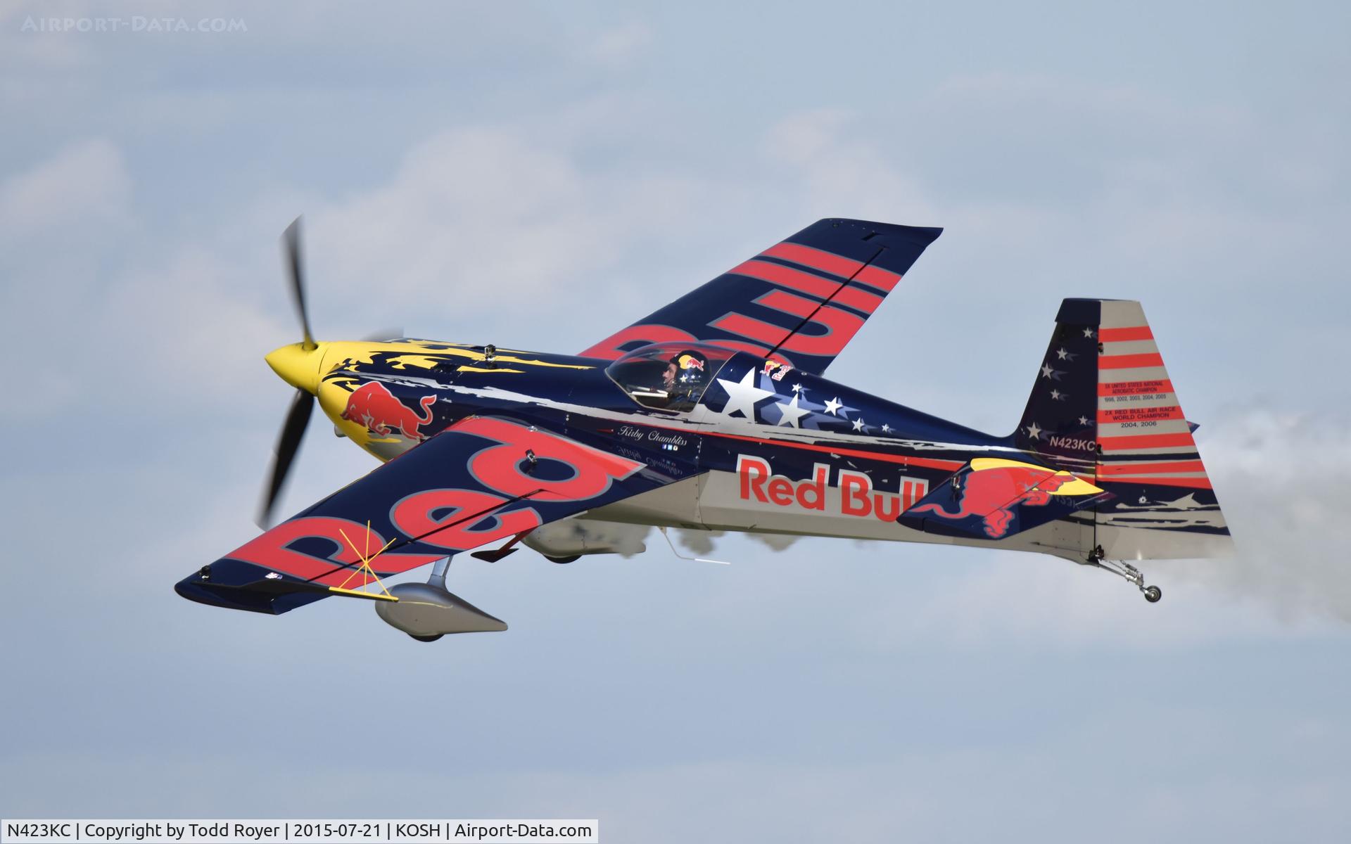 N423KC, 2009 Zivko Edge 540 C/N 0044, Airventure 2015