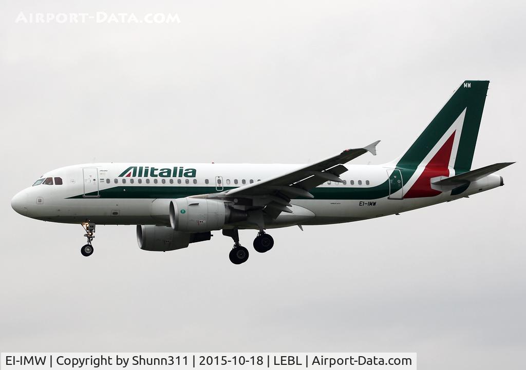 EI-IMW, 2012 Airbus A319-111 C/N 5383, Landing rwy 25R