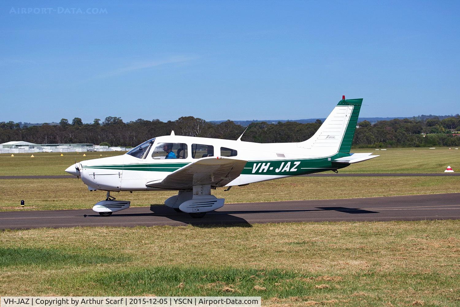 VH-JAZ, 1984 Piper PA-28-161 Warrior C/N 28-8416131, VH-JAZ Camden Airport NSW 05-12-2015