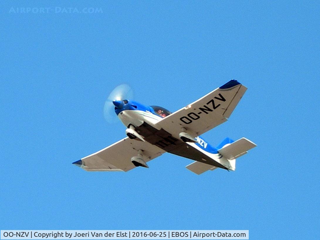 OO-NZV, 2007 Robin DR-400-135CDI EcoFlyer C/N 2633, Moments before touchdown rwy 26 Noordzee Vliegclub