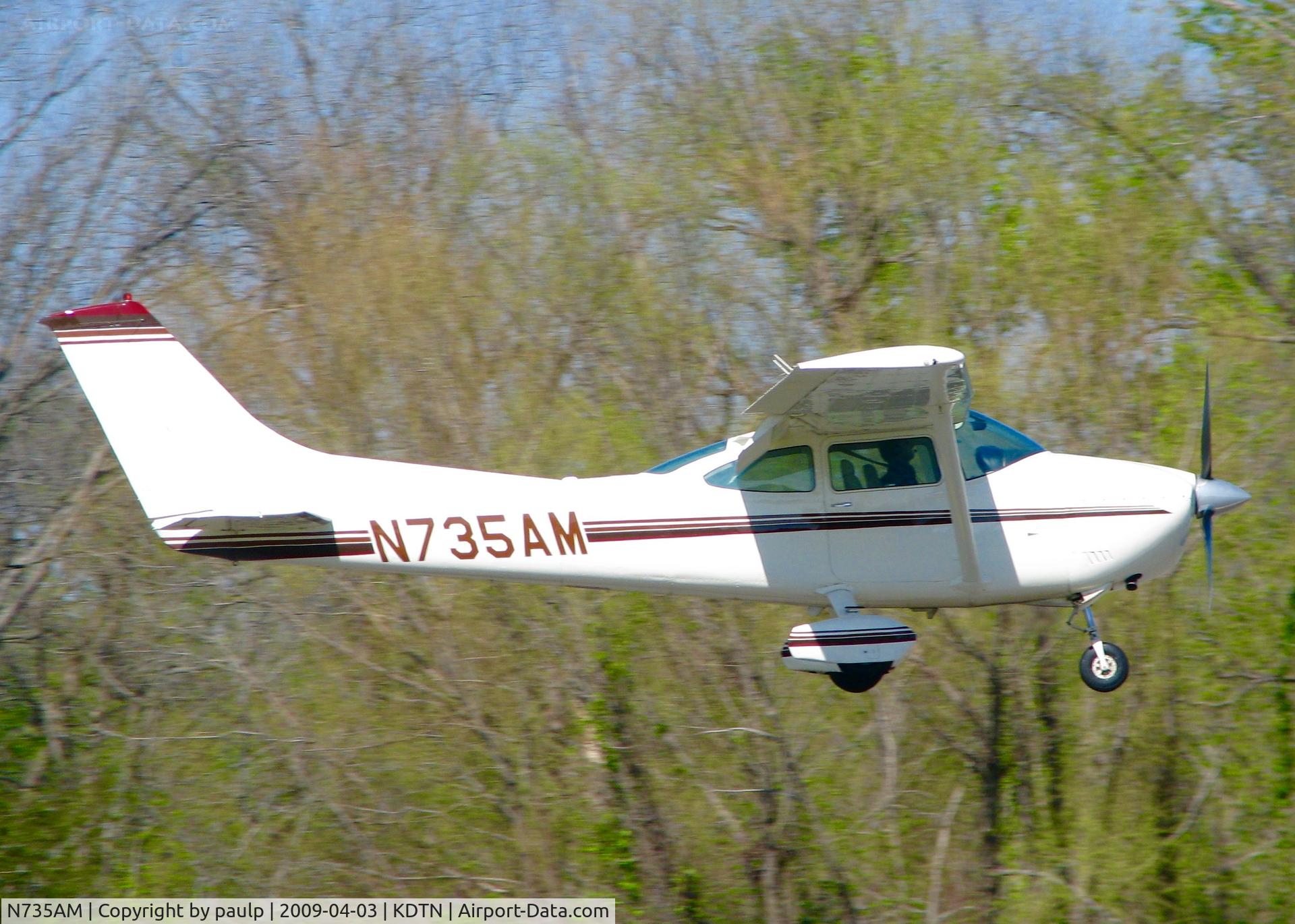 N735AM, 1976 Cessna 182Q Skylane C/N 18265271, At Downtown Shreveport.