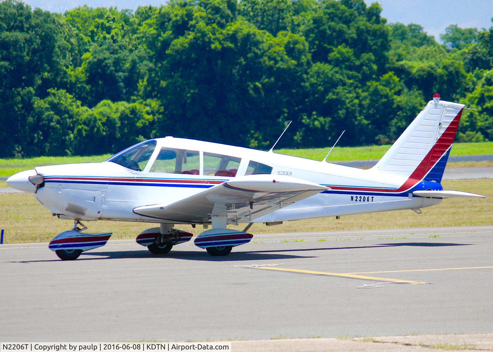 N2206T, 1971 Piper PA-28-180 Cherokee C/N 28-7105183, At Downtown Shreveport.