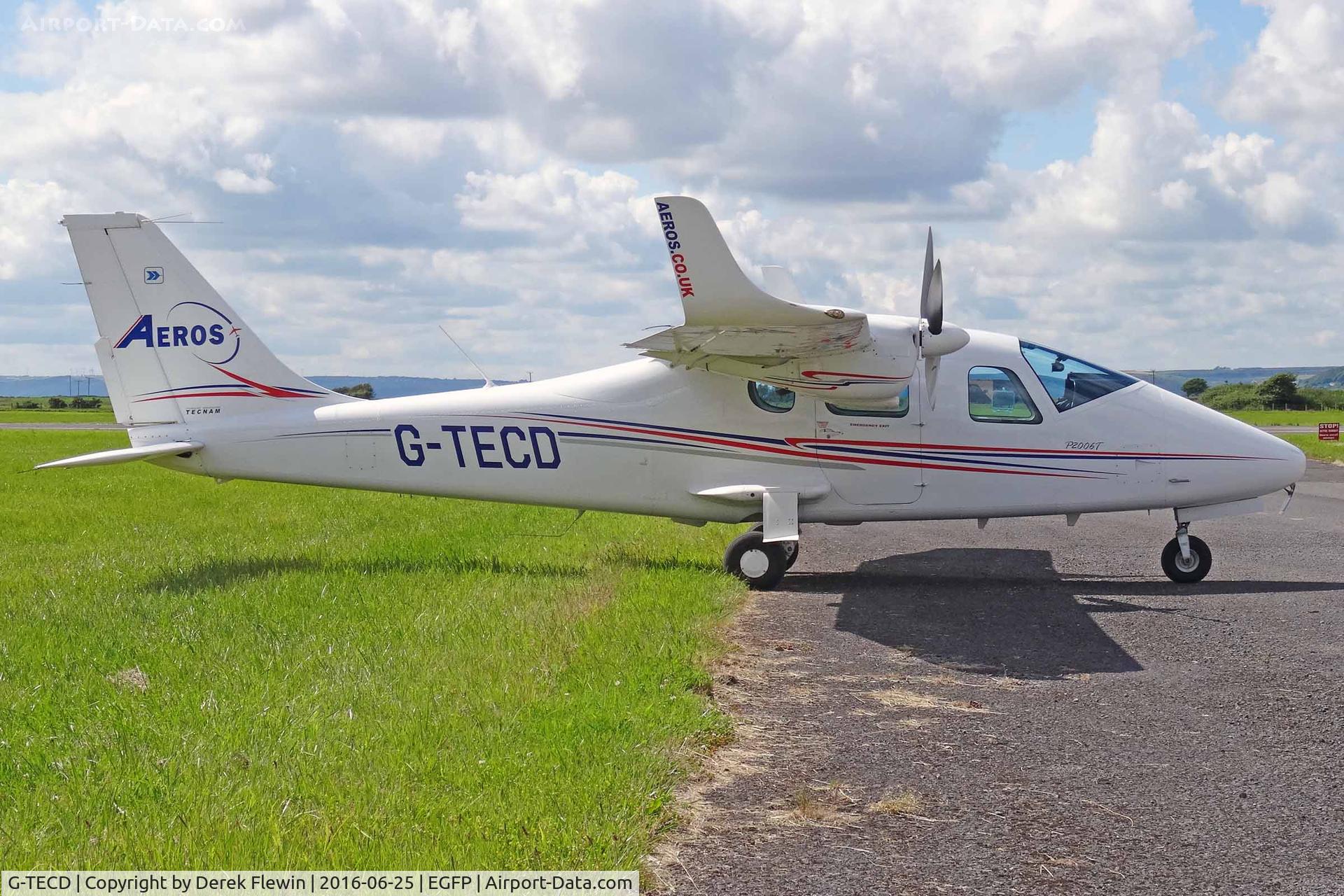 G-TECD, 2014 Tecnam P-2006T C/N 138, P-2006T, Aeros Gloucester Staverton based, seen parked up.