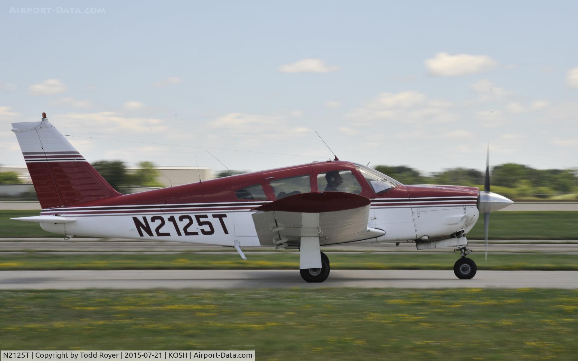 N2125T, 1971 Piper PA-28R-200 Cherokee Arrow C/N 28R-7135068, Airventure 2015