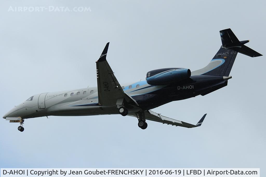 D-AHOI, 2013 Embraer EMB-135BJ Legacy 650 C/N 14501171, Air Hamburg Private Jets landing runway 23, Eurofoot 2016.