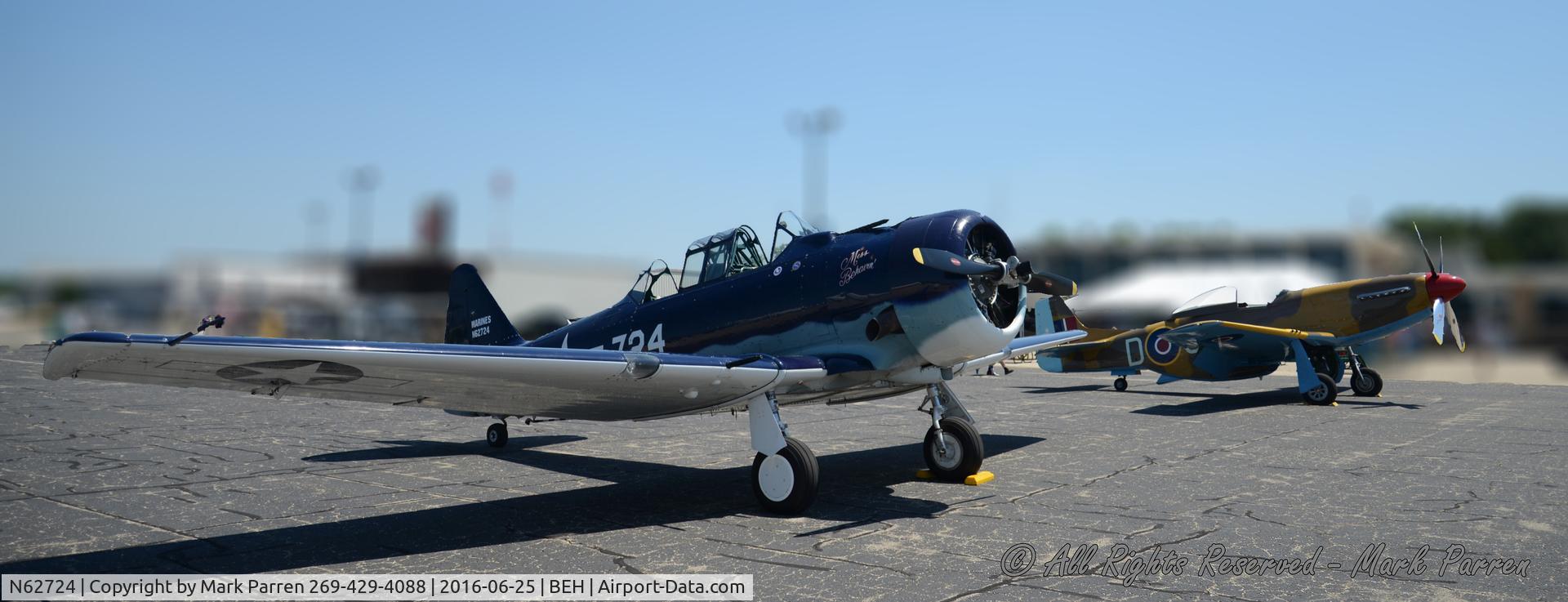 N62724, 1958 North American SNJ-5 Texan C/N 43724, Flying and on Display 