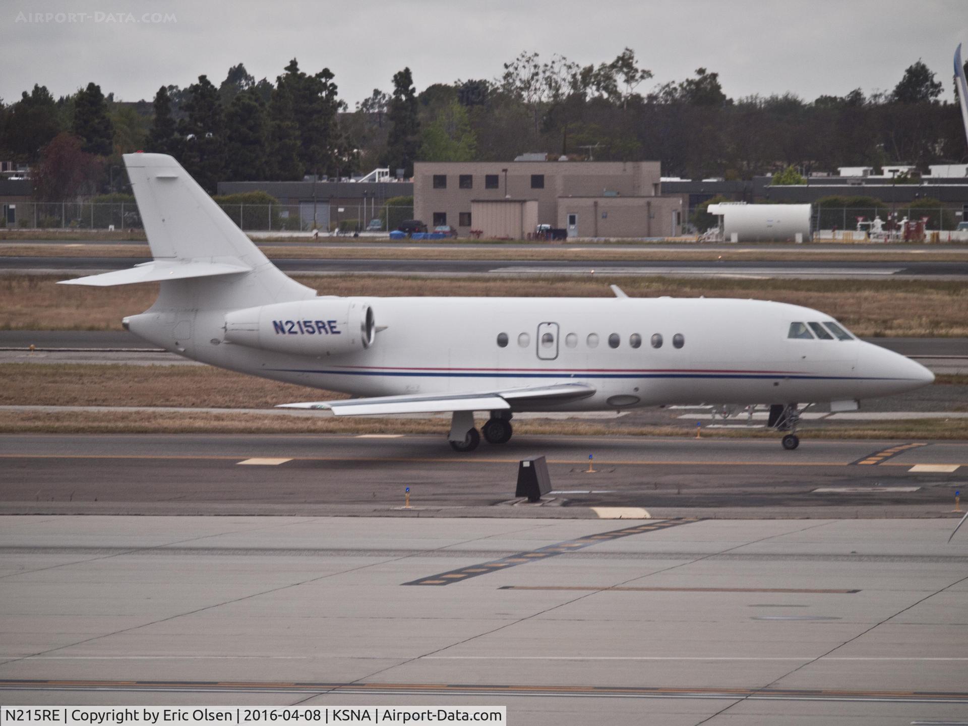 N215RE, 2004 Dassault Falcon 2000 C/N 215, Falcon 2000 taxing for takeoff at the John Wayne Airport.