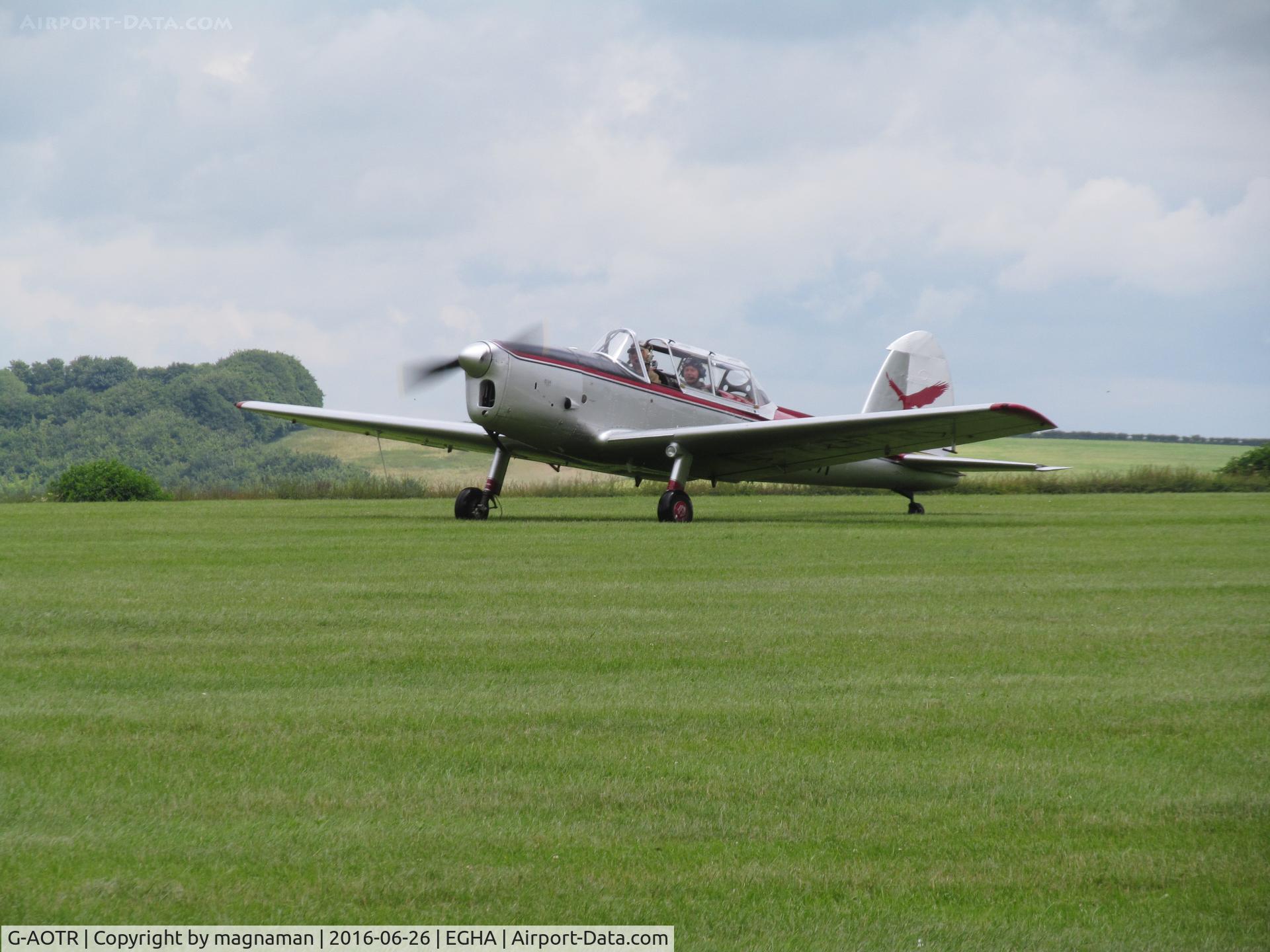 G-AOTR, 1950 De Havilland DHC-1 Chipmunk 22 C/N C1/0045, just landed