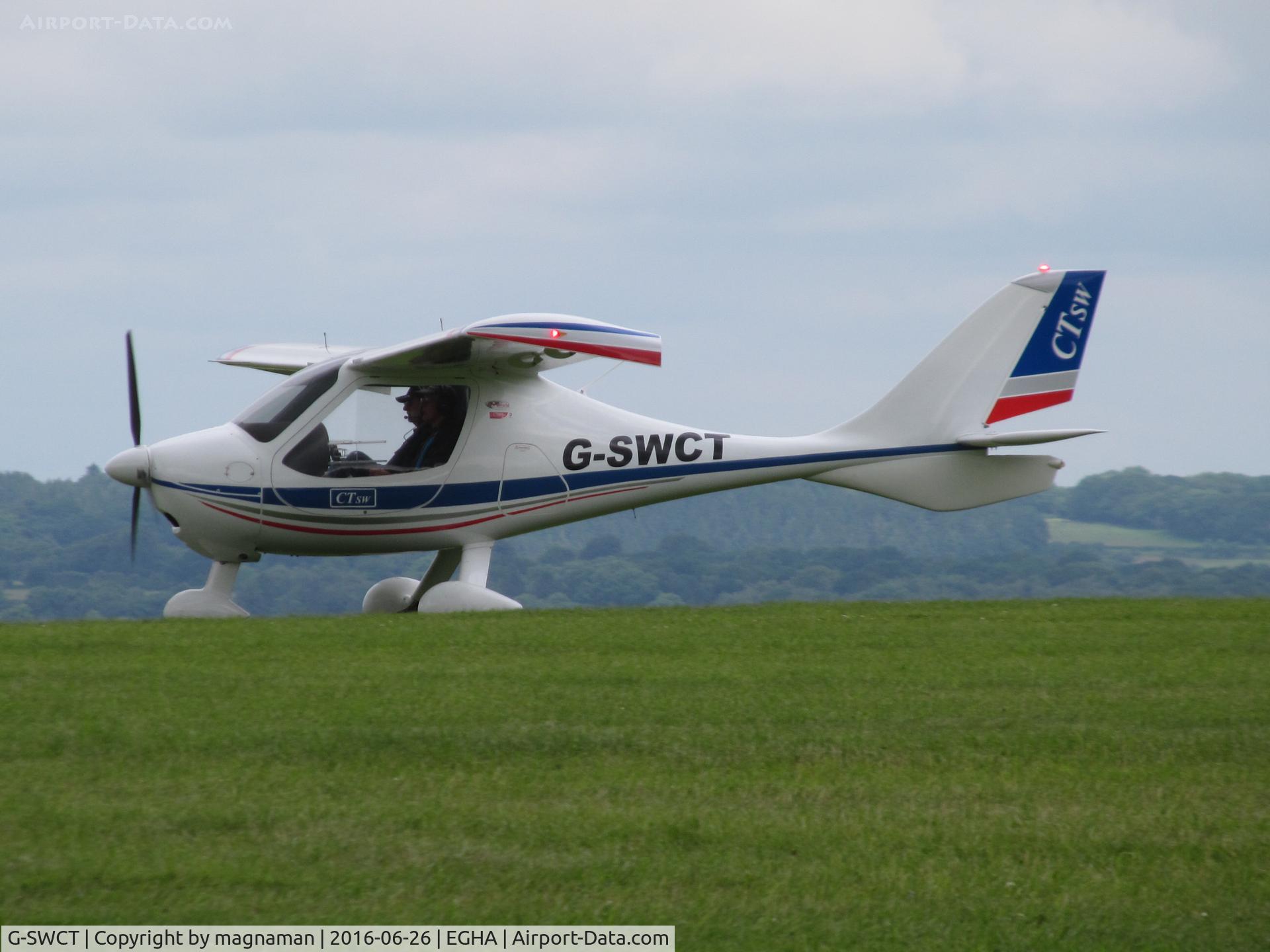 G-SWCT, 2008 Flight Design CTSW C/N 07.11.05, parking up