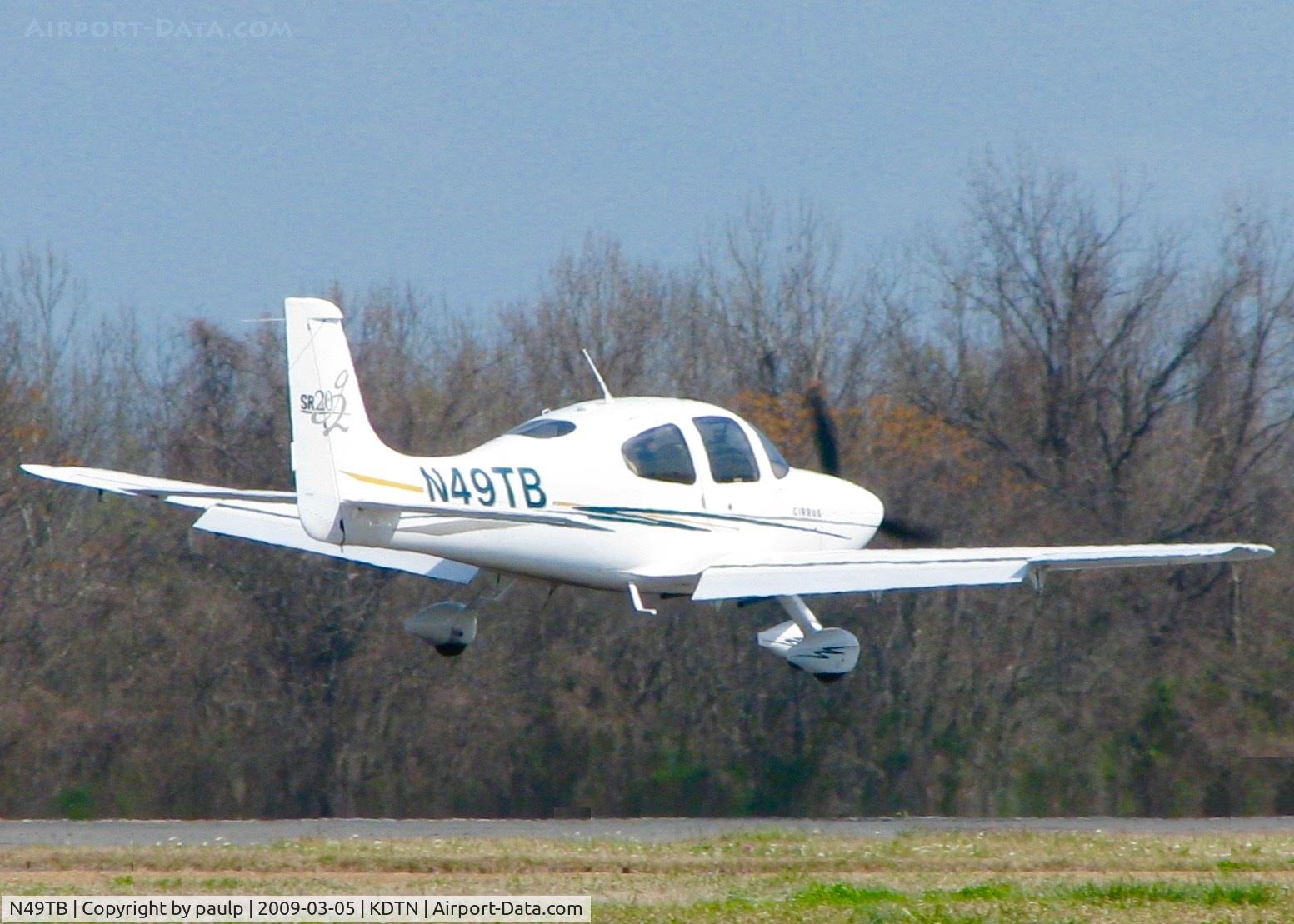 N49TB, 2004 Cirrus SR20 G2 C/N 1466, At Downtown Shreveport.