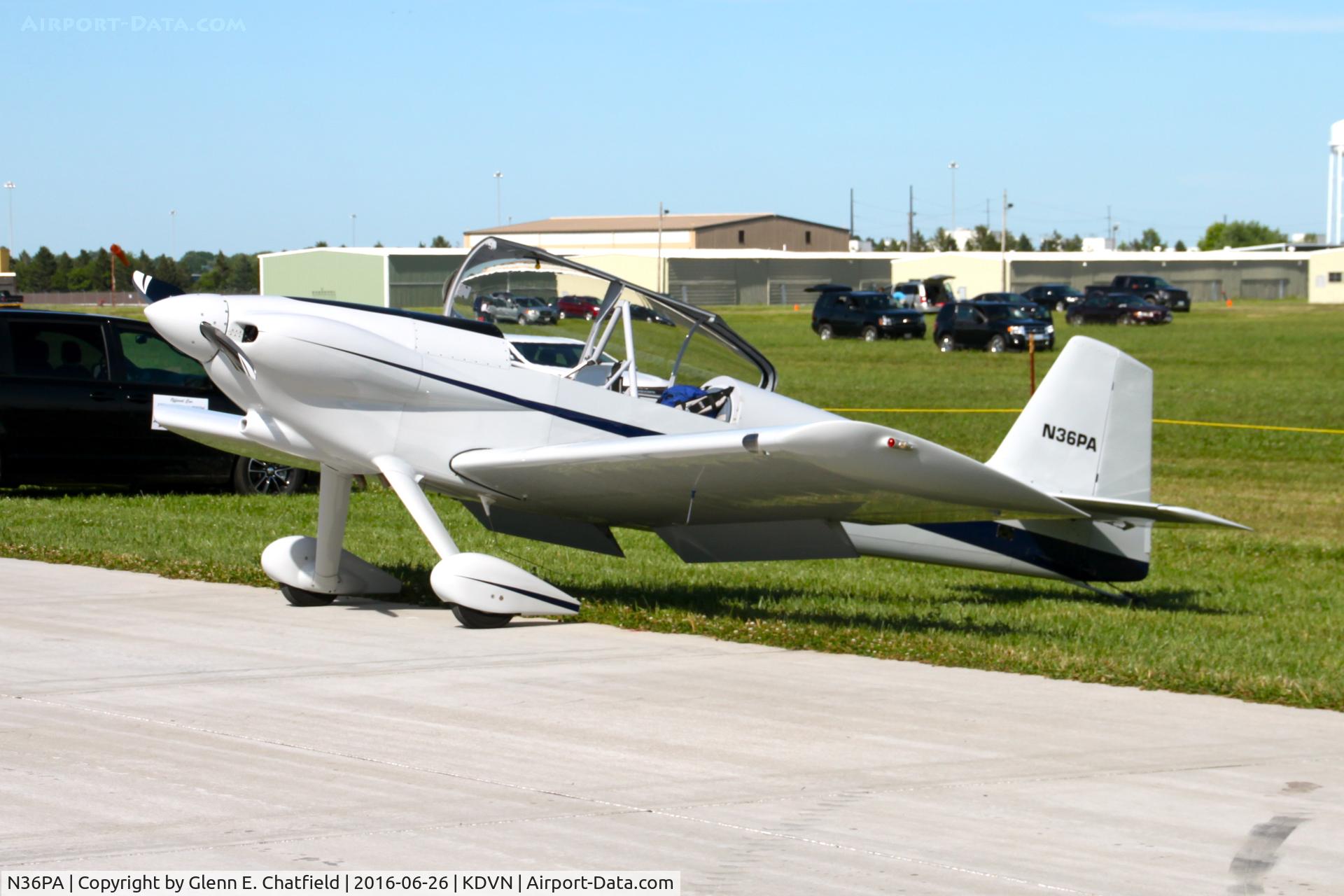 N36PA, 2001 Vans RV-4 C/N 3826, At the Davenport Air Show