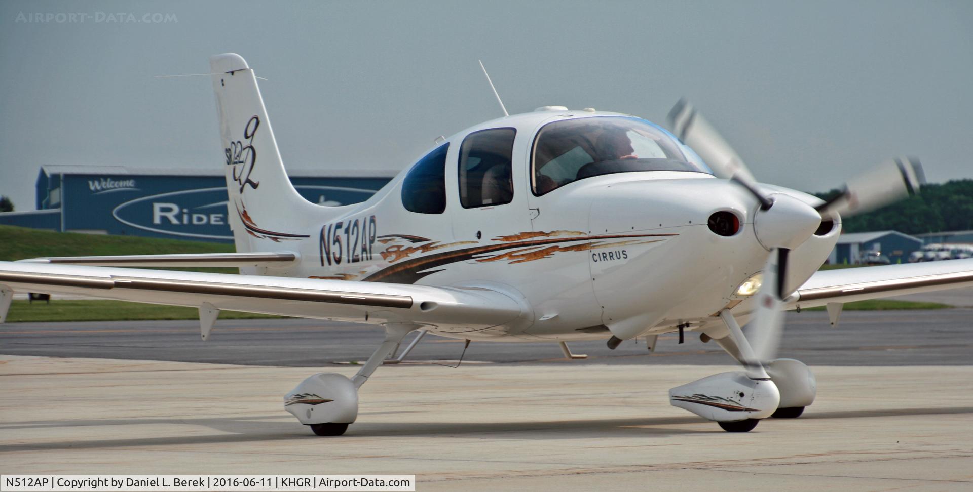 N512AP, 2006 Cirrus SR22 G2 C/N 1889, This very nice Cirrus SR22 is bringing back a lucky young flyer as part of an EAA event.