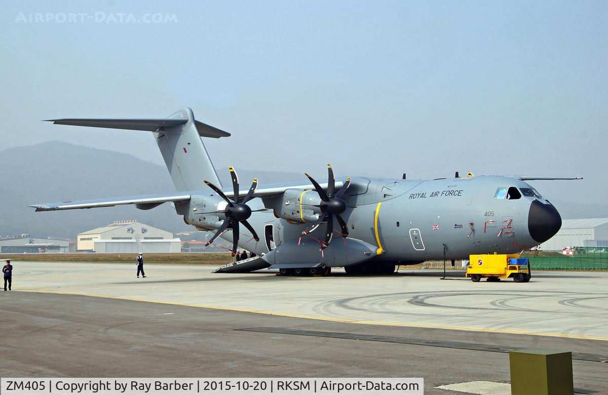 ZM405, 2015 Airbus A400M Atlas C.1 C/N 024, Airbus A400M Atlas C.1 [024] (Royal Air Force) Seoul AB~HL 20/10/2015