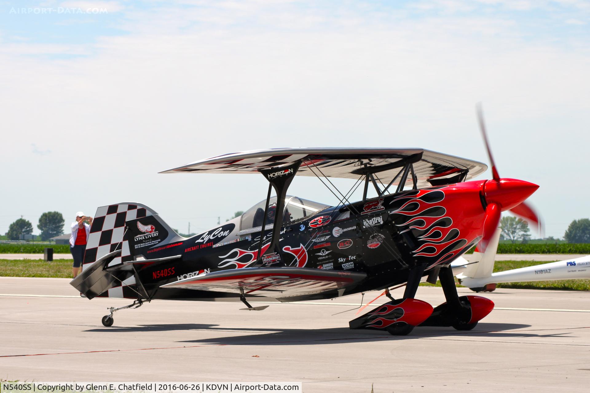 N540SS, 2011 Pitts S-2S Special C/N 006, At the Quad Cities Air Show