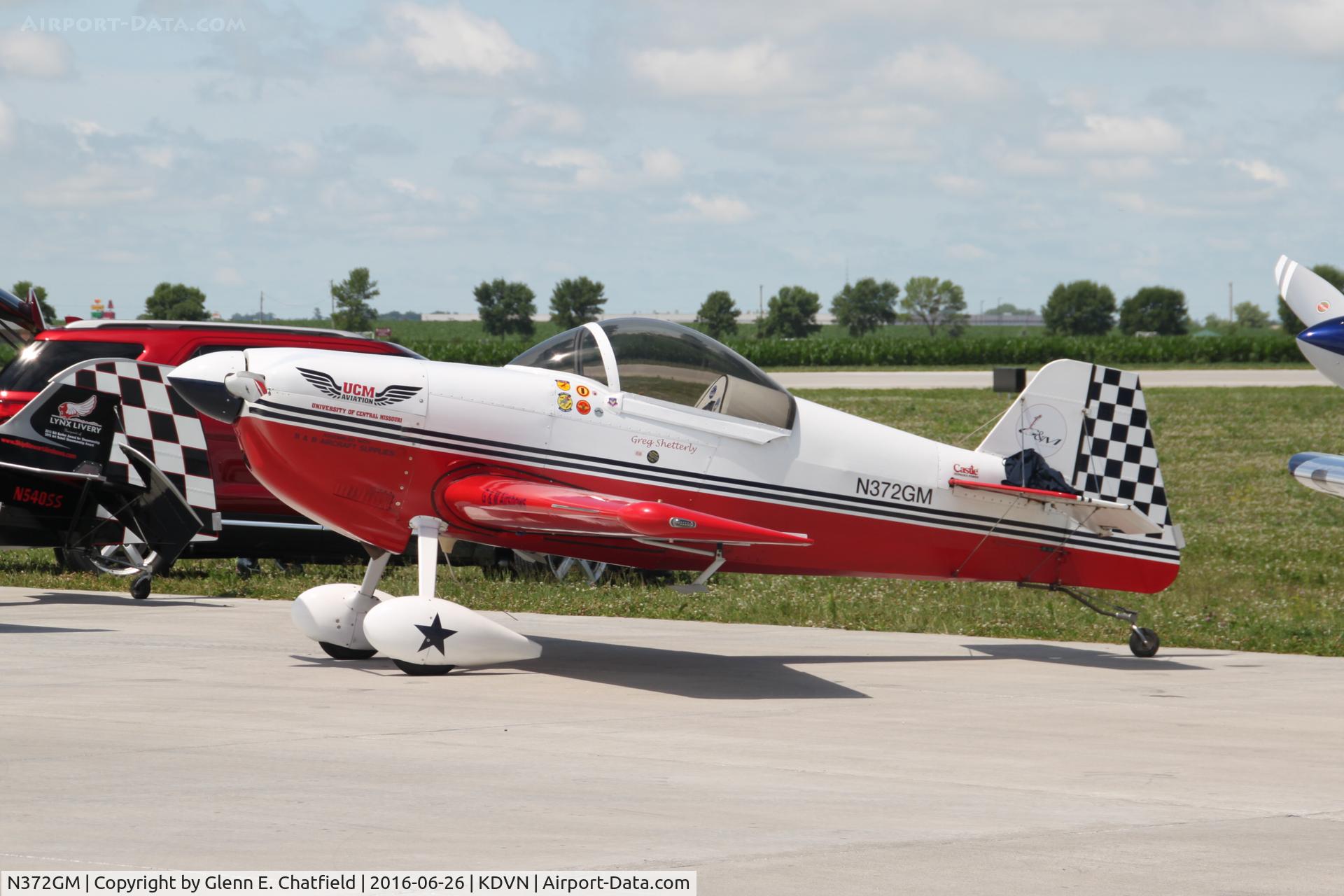 N372GM, Rihn DR-107 One Design C/N 97-0396, At the Quad Cities Air Show