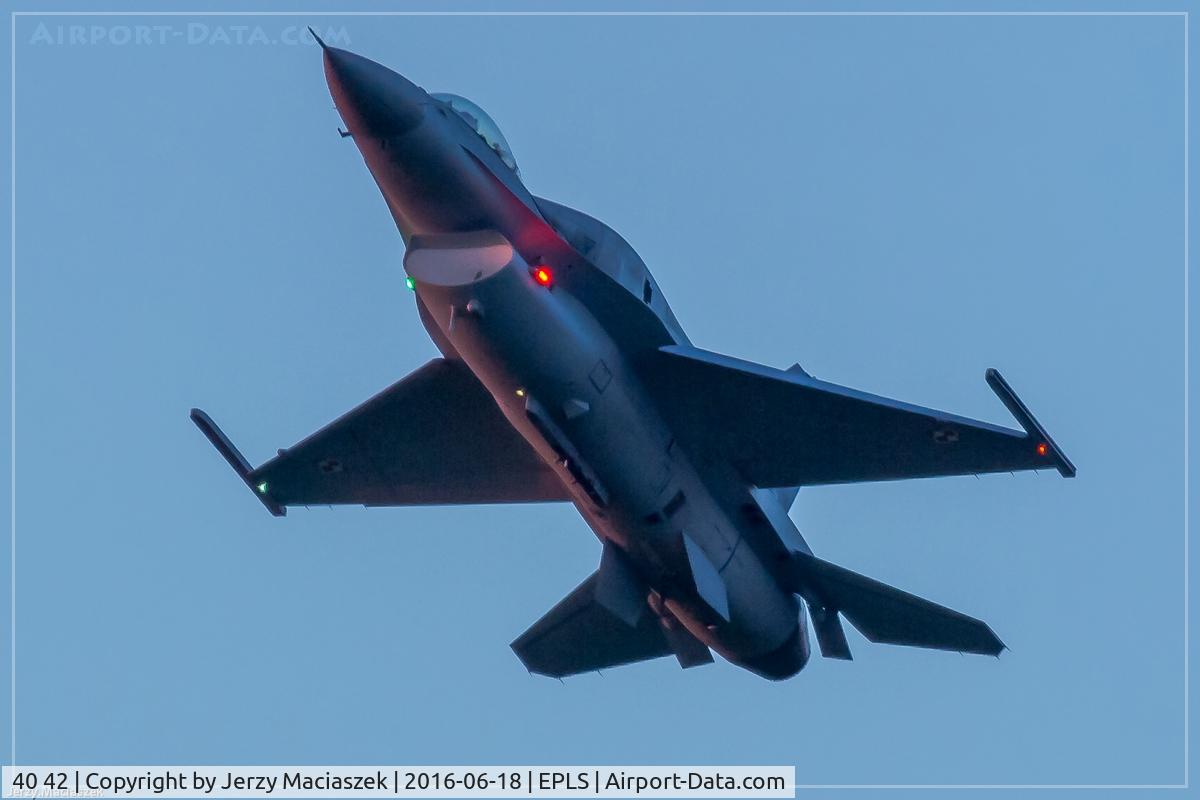 40 42, 2003 Lockheed Martin F-16C Fighting Falcon C/N JC-22, Lockhed Martin F-16CJ Fighting Falcon,