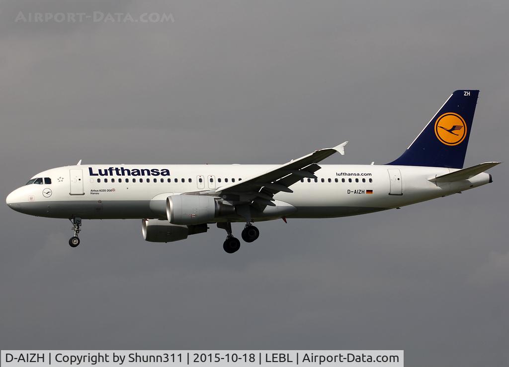 D-AIZH, 2010 Airbus A320-214 C/N 4363, Landing rwy 25R
