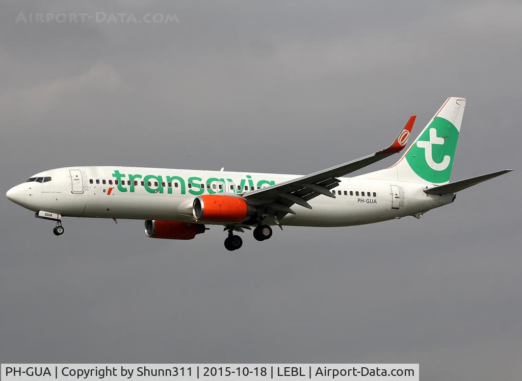 PH-GUA, 2010 Boeing 737-8EH C/N 37601, Landing rwy 25R in Transavia c/s with additional GOL c/s on engines and winglets...