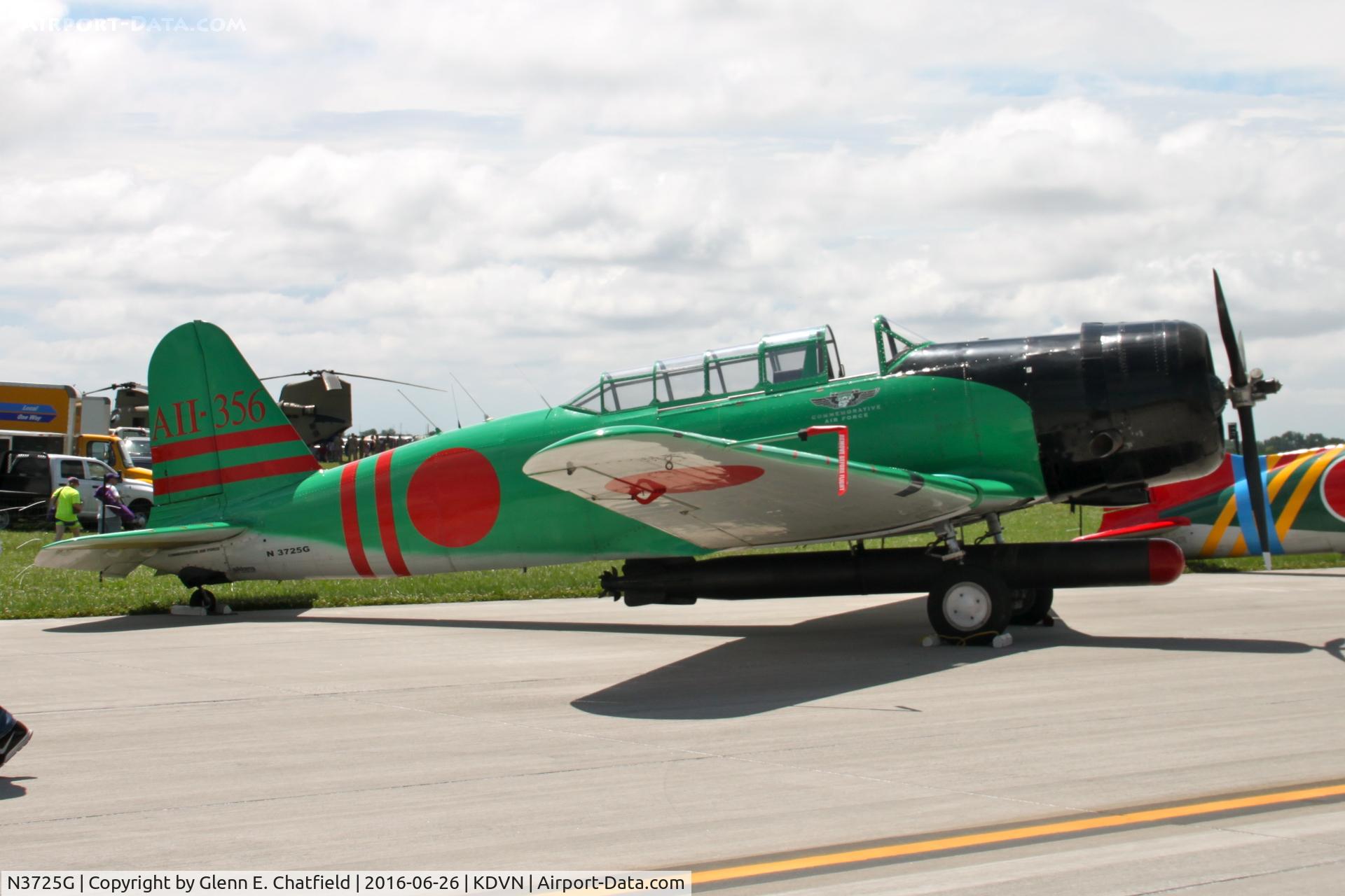 N3725G, 1944 North American SNJ-5 Texan Texan C/N 84875, At the Quad Cities Air Show