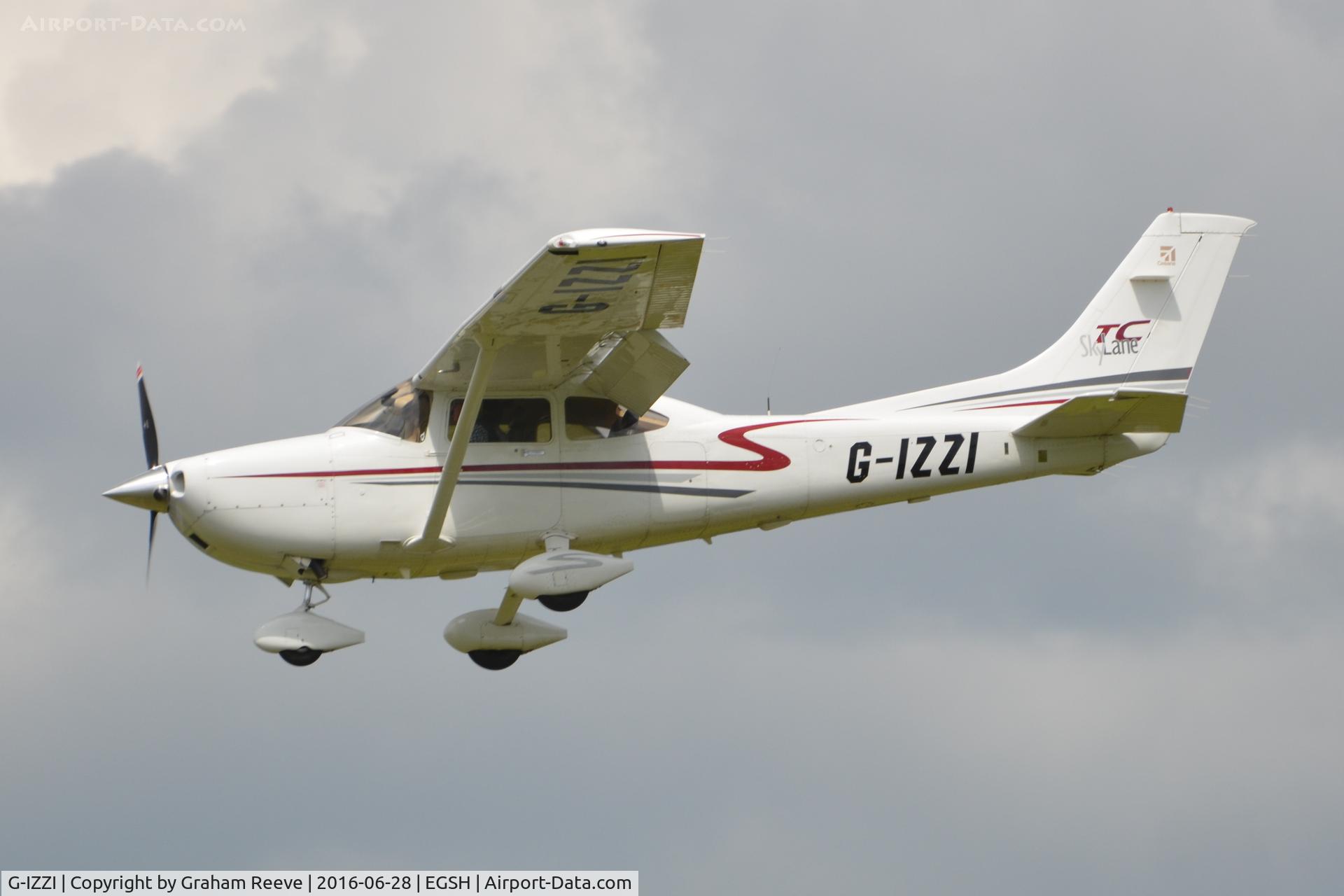 G-IZZI, 2001 Cessna T182T Turbo Skylane C/N T18208100, Landing at Norwich.