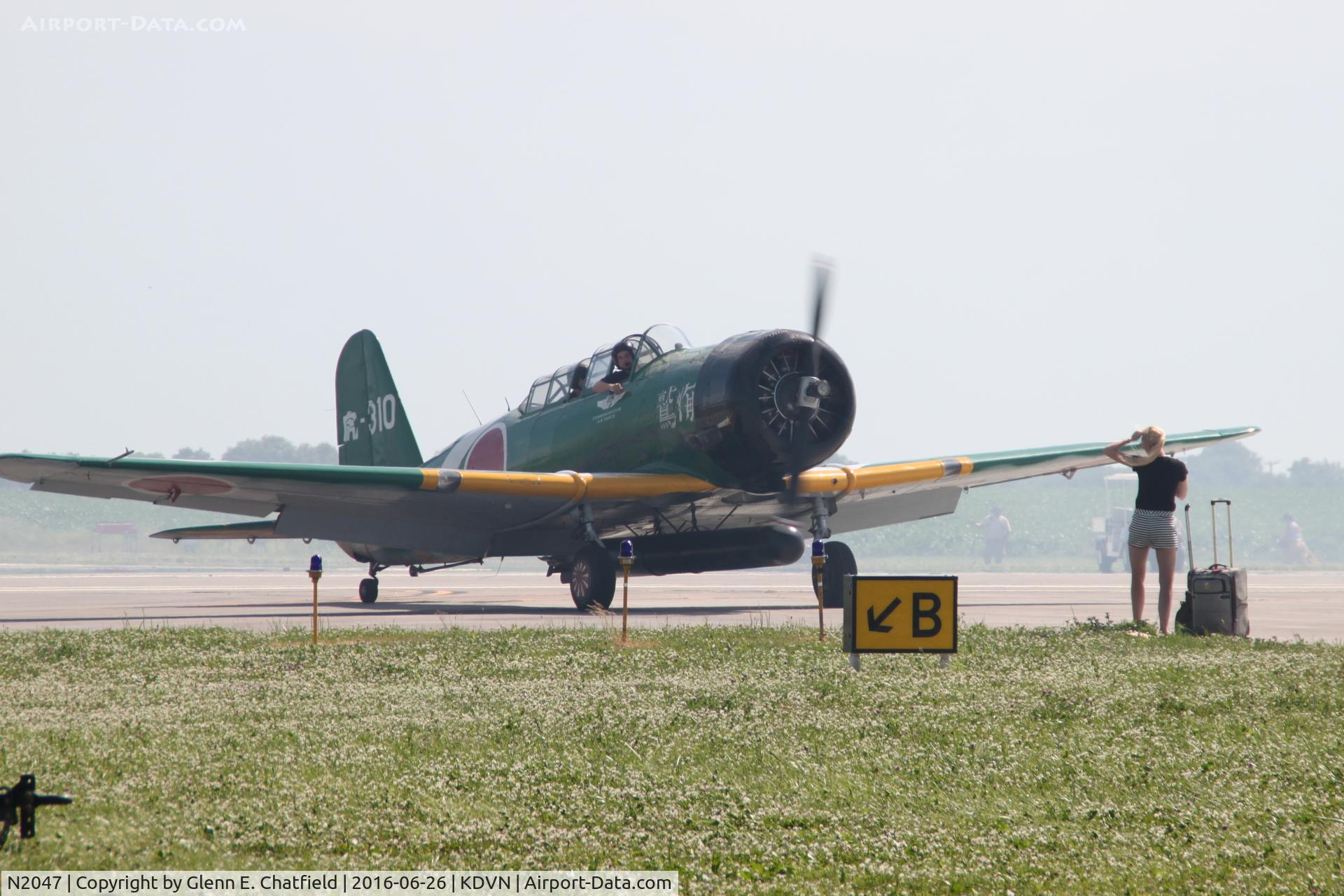 N2047, 1952 Canadian Car & Foundry T-6 Harvard Mk.4 C/N CCF4-83, At the Quad Cities Air Show