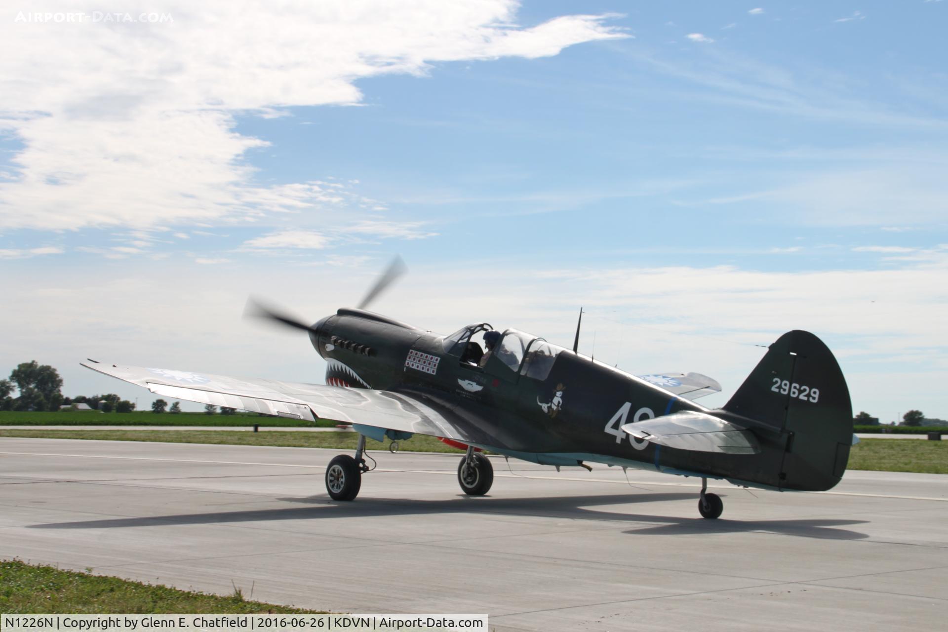 N1226N, Curtiss P-40N Warhawk C/N 29629, At the Quad Cities Air Show