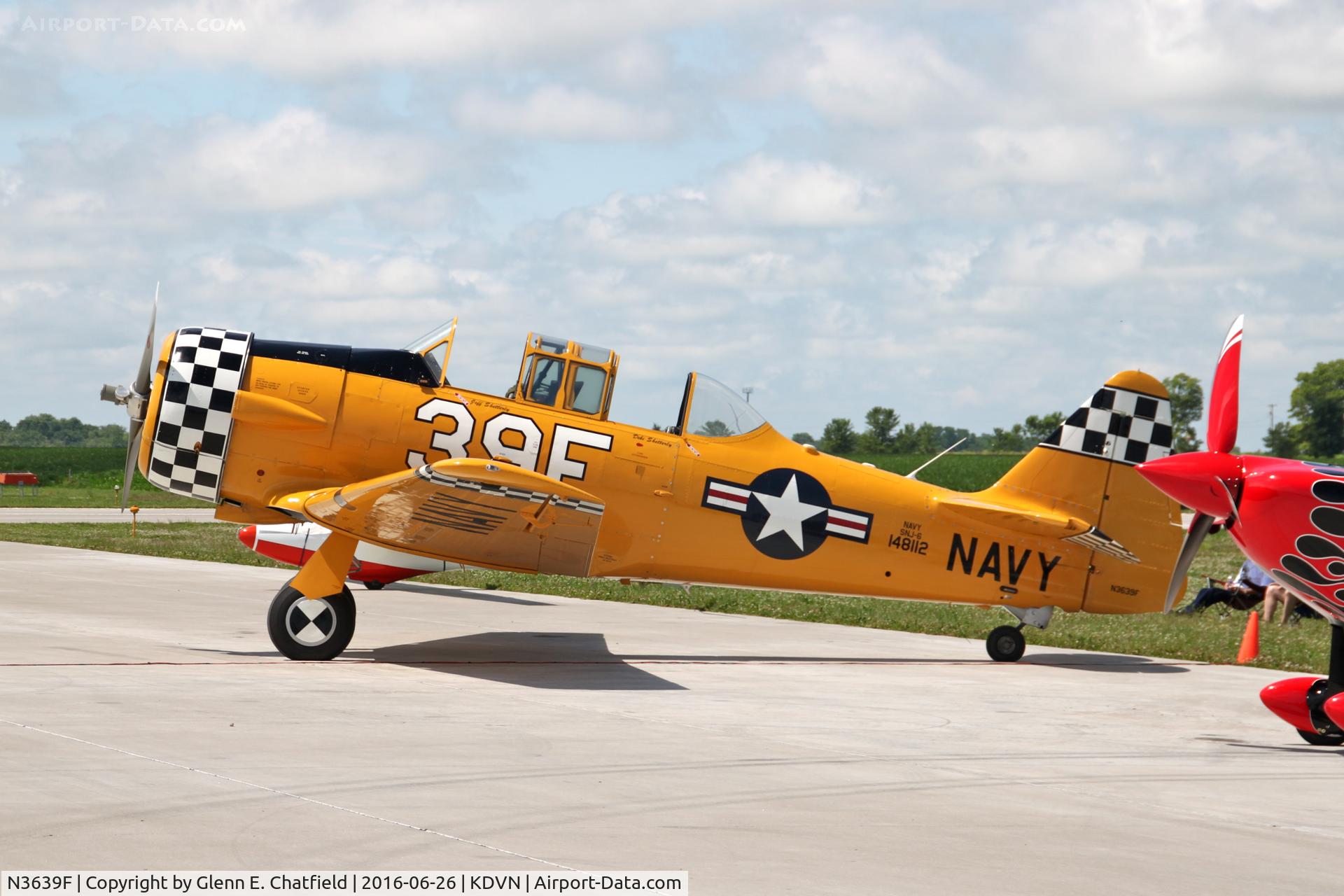 N3639F, North American SNJ-6 Texan C/N 121-43111, At the Quad Cities Air Show