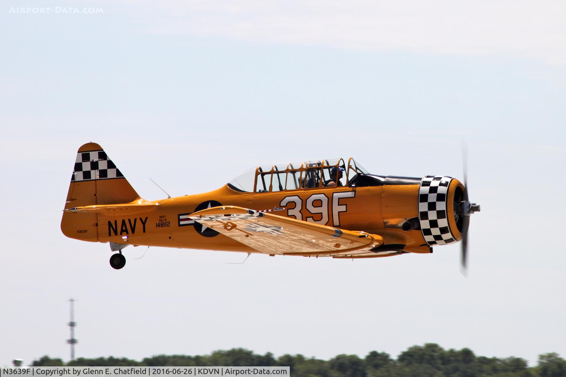 N3639F, North American SNJ-6 Texan C/N 121-43111, At the Quad Cities Air Show