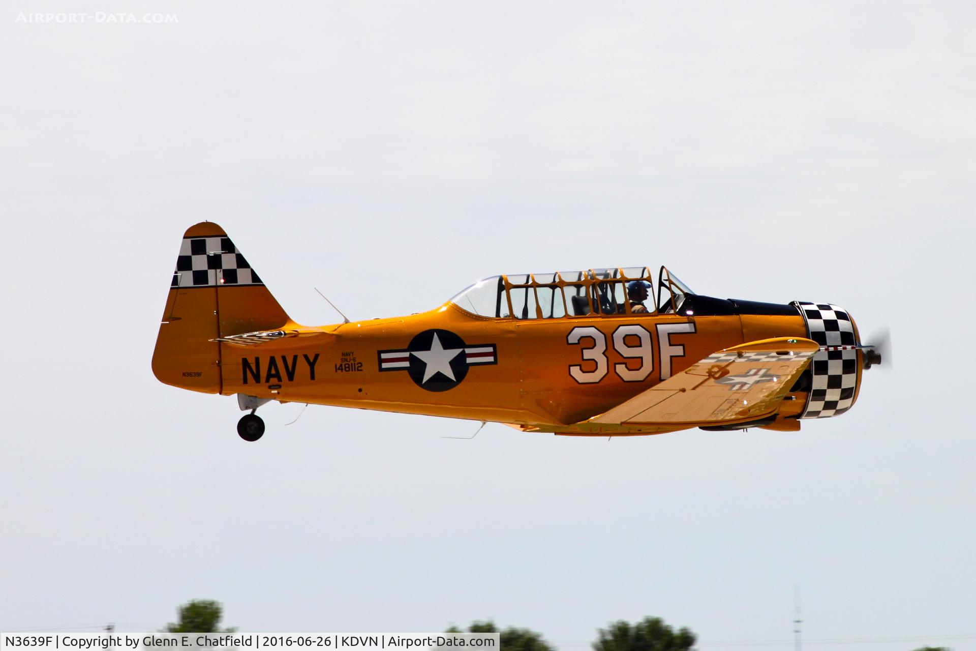 N3639F, North American SNJ-6 Texan C/N 121-43111, At the Quad Cities Air Show