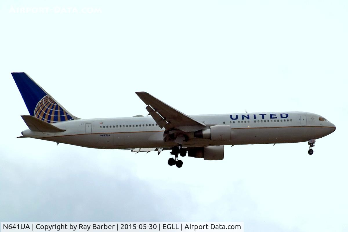 N641UA, 1991 Boeing 767-322/ER C/N 25091, Boeing 767-322ER [25091] (United Airlines) Home~G 30/05/2015. On approach 27L.