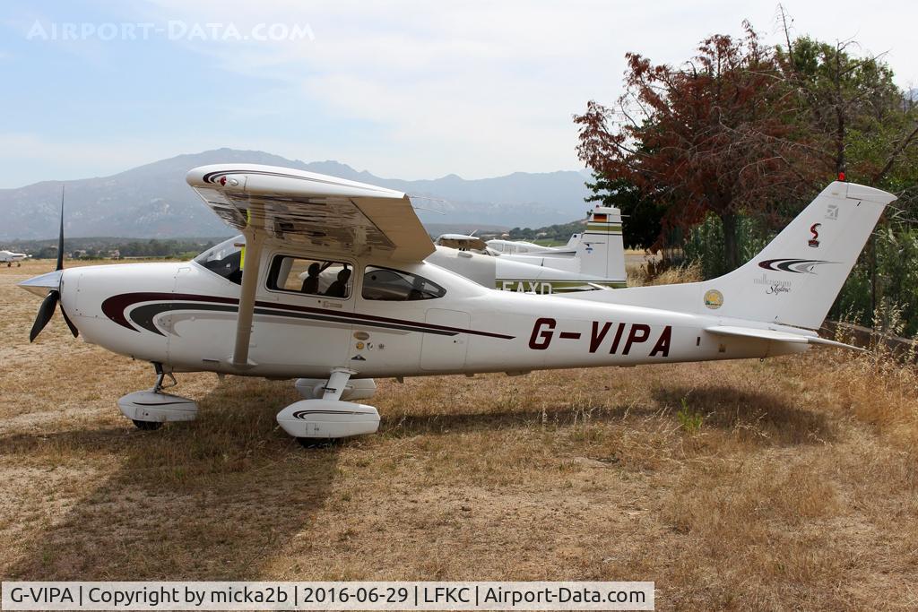 G-VIPA, 2000 Cessna 182S Skylane C/N 18280720, Parked
