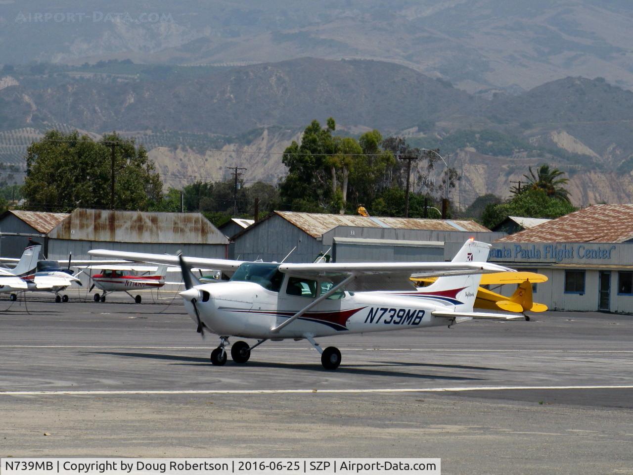 N739MB, 1978 Cessna 172N C/N 17270641, 1978 Cessna 172N SKYHAWK, Lycoming O-320-H2AD 160 Hp, landing roll Rwy 22
