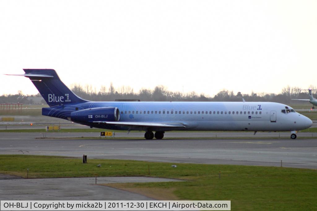 OH-BLJ, 2000 Boeing 717-23S C/N 55065, Taxiing