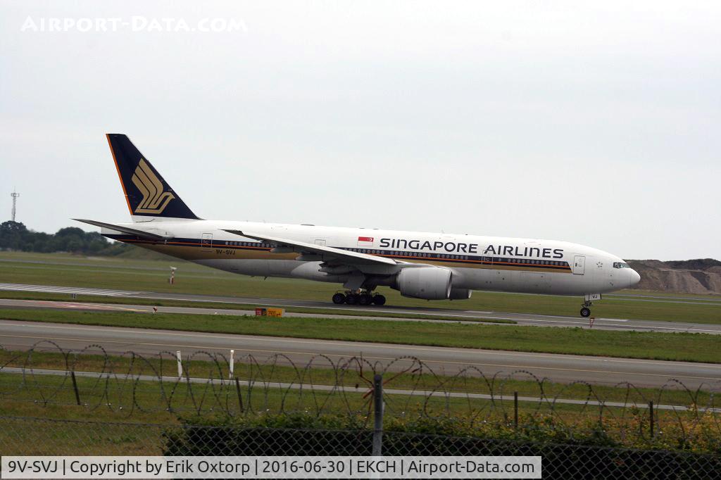 9V-SVJ, 2002 Boeing 777-212/ER C/N 32335, 9V-SVJ taking off rw 22R