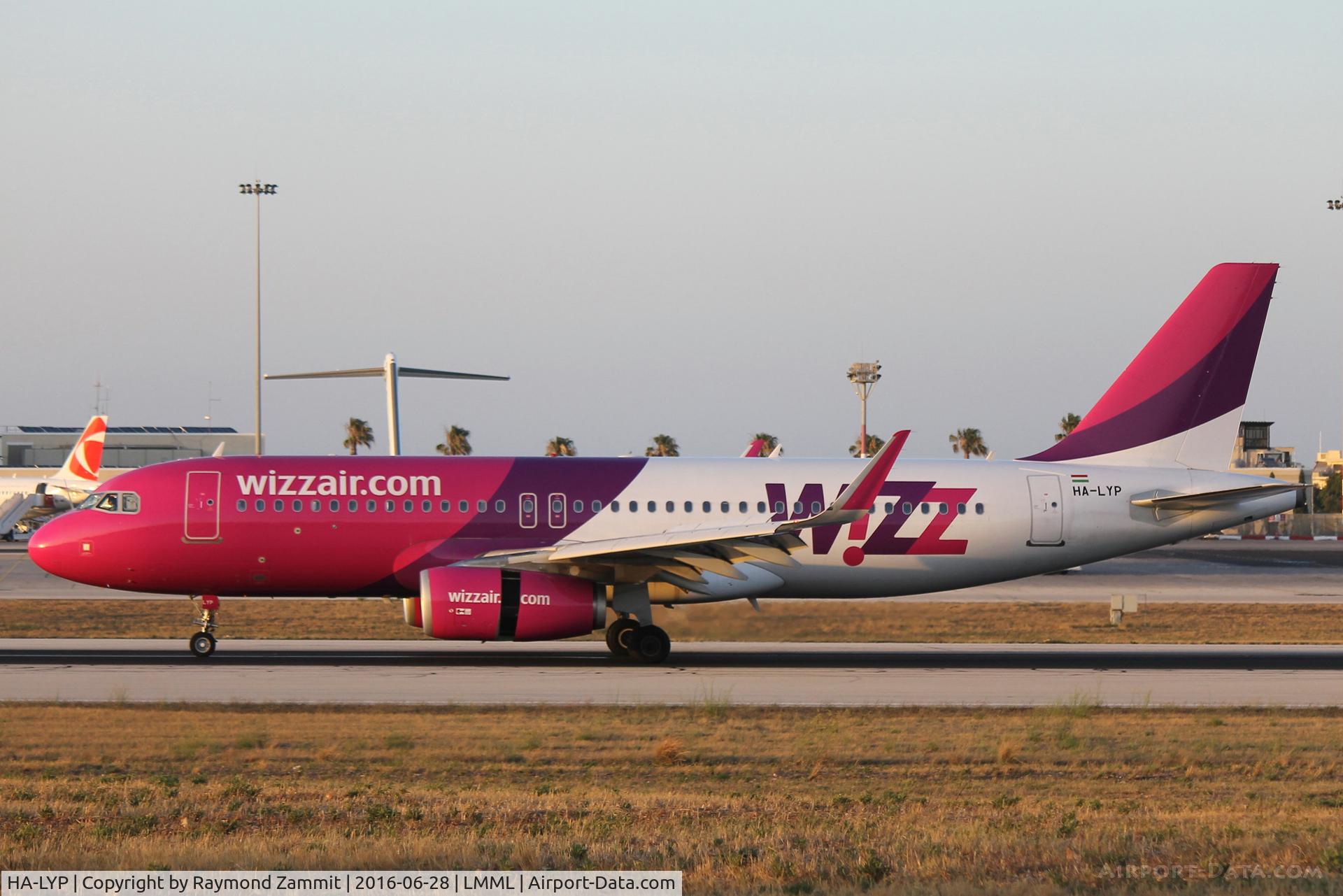 HA-LYP, 2015 Airbus A320-232 C/N 6589, A320 HA-LYP Wizzair