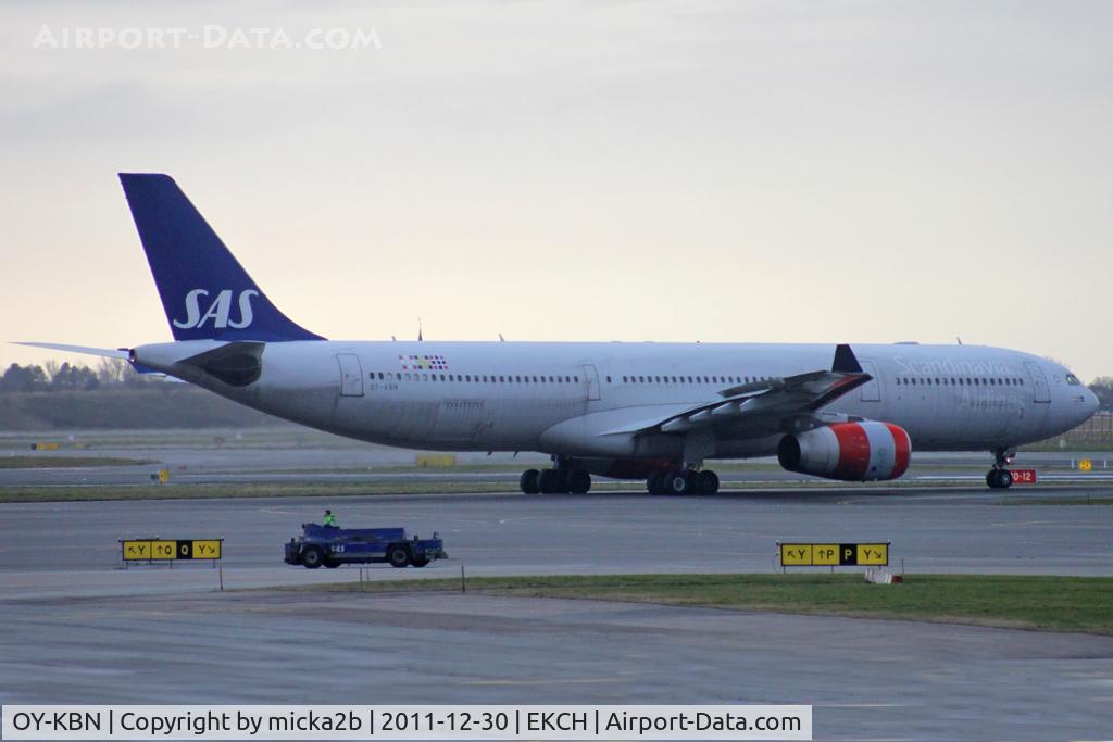 OY-KBN, 2002 Airbus A330-343X C/N 496, Taxiing