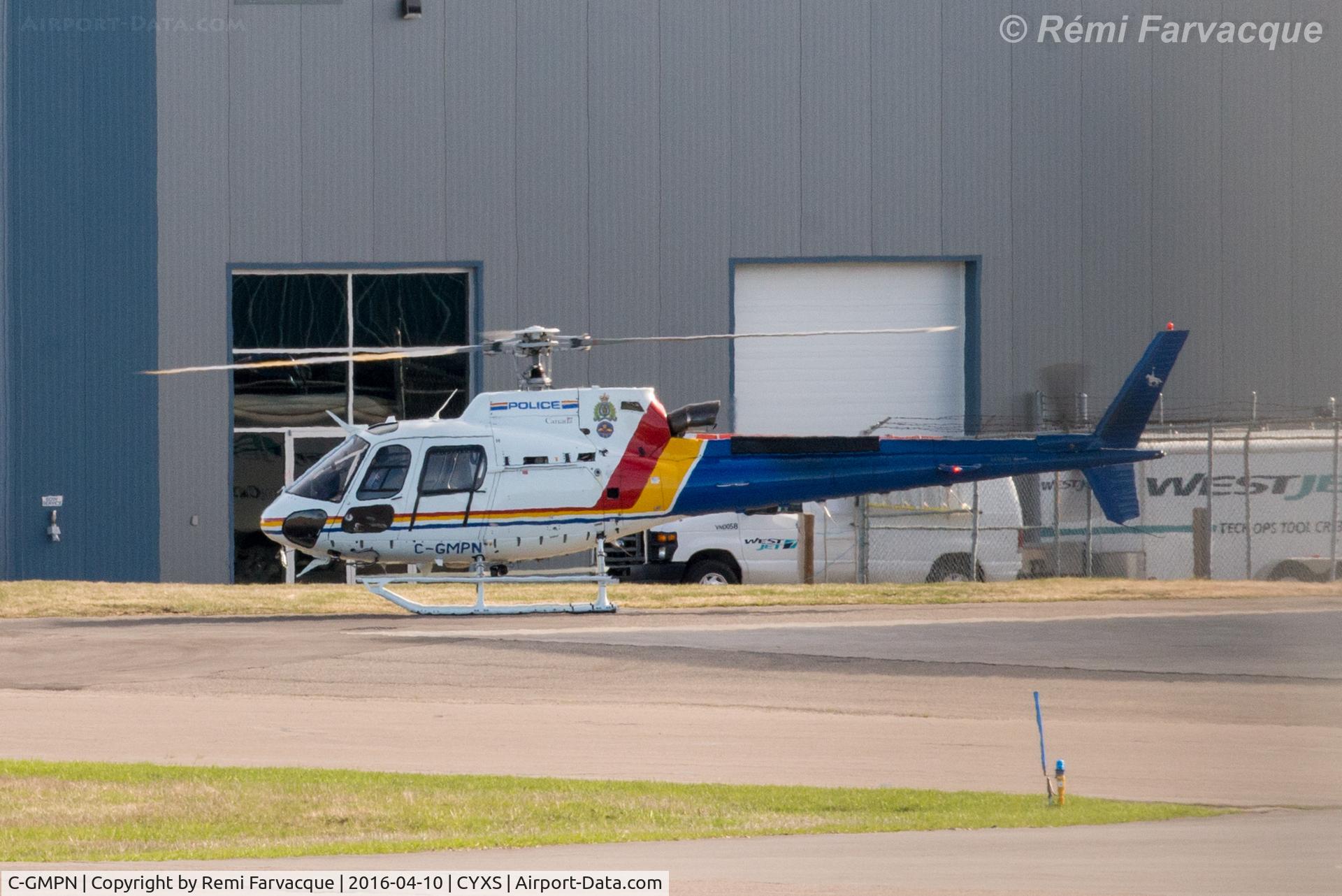 C-GMPN, 1998 Aerospatiale AS-350B-3 Ecureuil C/N 3072, Parked by NT Air hangar
