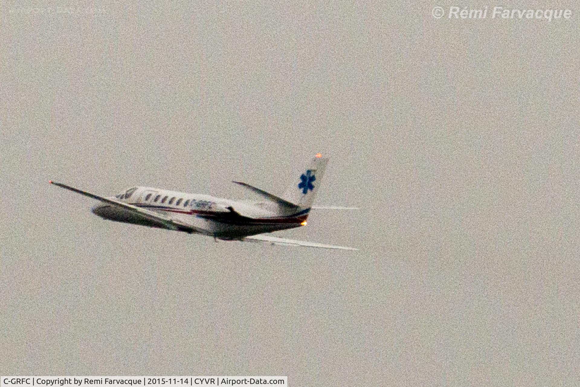 C-GRFC, 2006 Cessna 560 Citation Encore C/N 560-0702, Easterly departure from south runway.